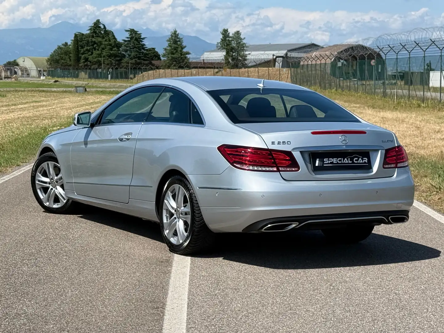 Mercedes-Benz E 250 Coupe Sport E6 Autom. "SOLO 70000KM - UNIPROPR." Argento - 2