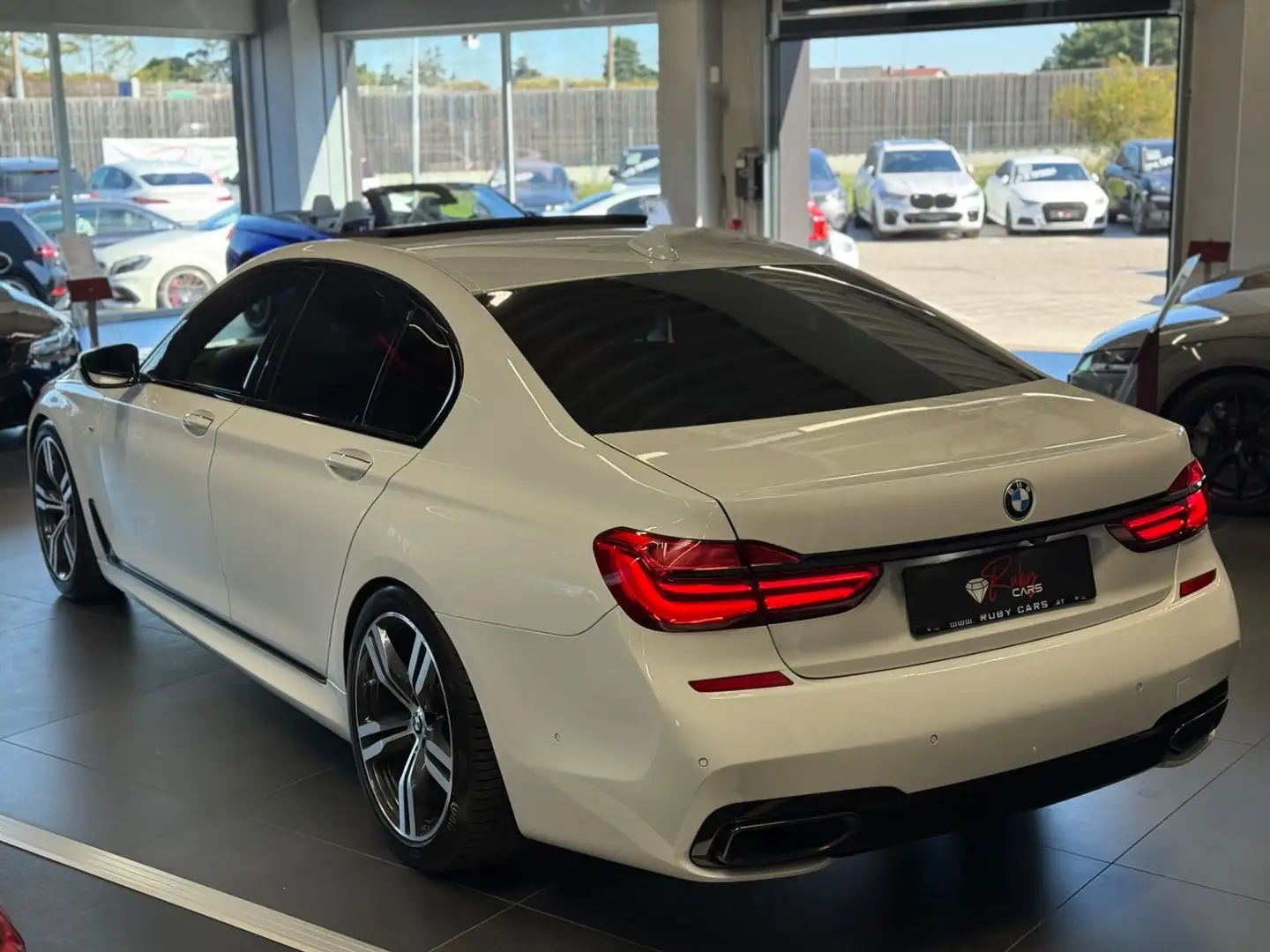 BMW 740 7er- 740 d xDrive M Sportpaket Blanc - 2