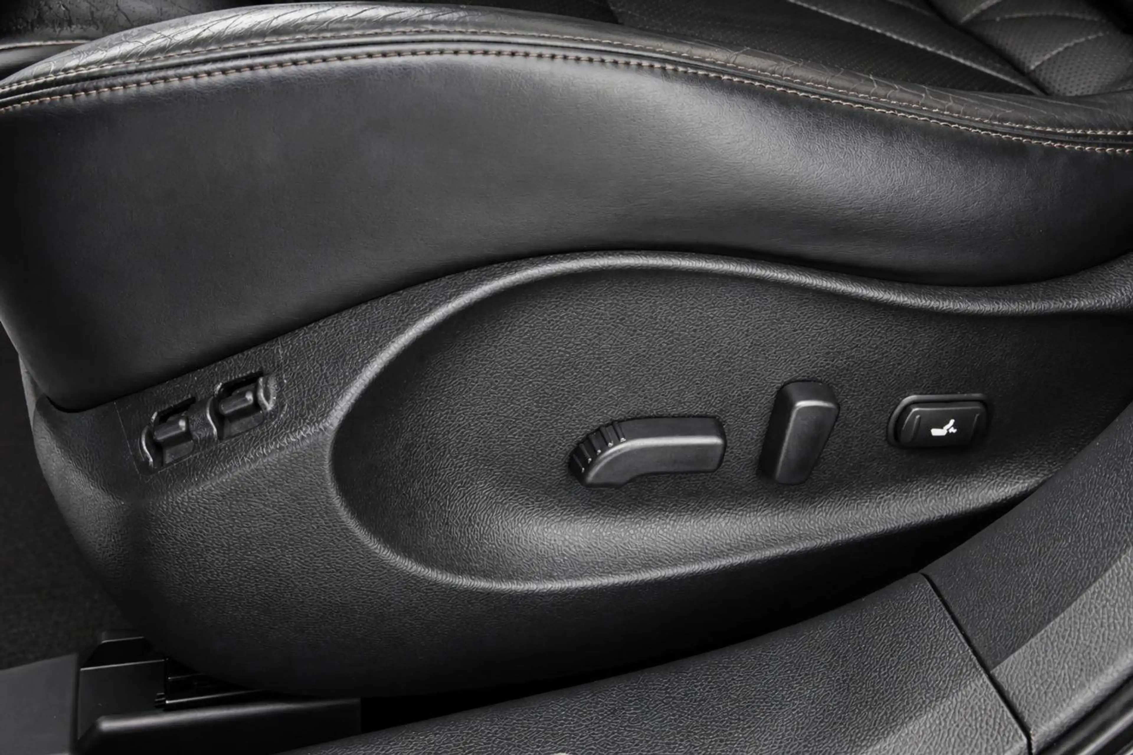 Infiniti QX70 - — photo 13