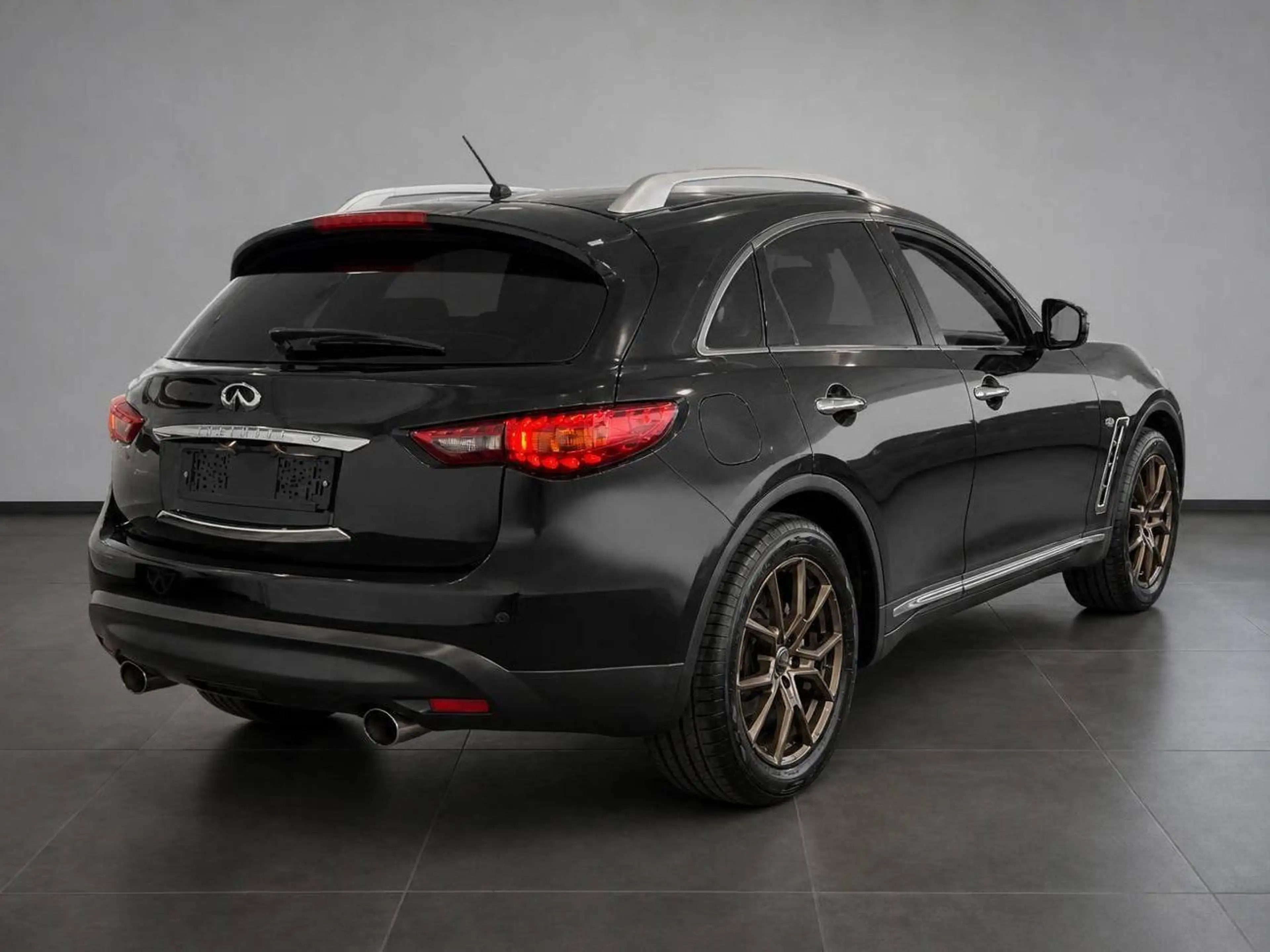 Infiniti QX70 - — photo 7