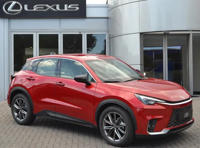 Lexus LBX