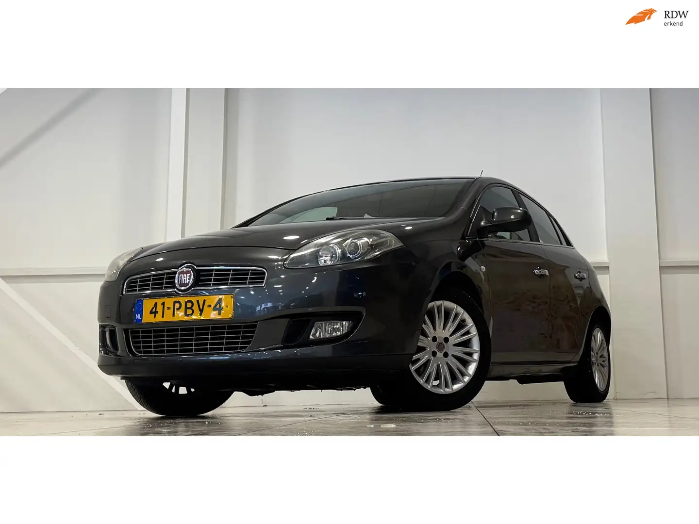 Fiat Bravo 1.4 T-Jet Dynamic 120pk 2e Eigenaar Trekhaak Clima Grau - 1