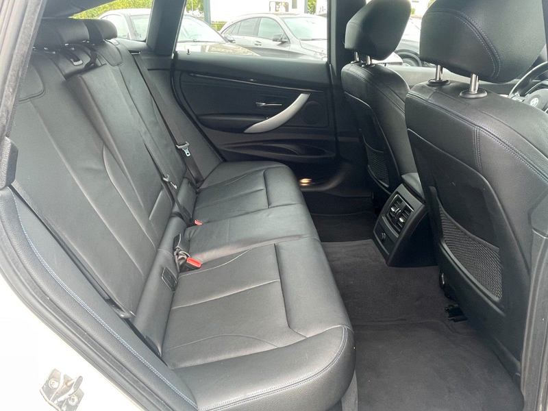 BMW 320 320dA GT *X-Drive*M-Sportpaket*Navi*Leder*LED* — photo 23
