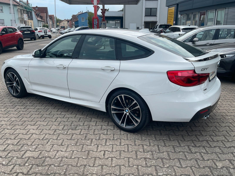 BMW 320 320dA GT *X-Drive*M-Sportpaket*Navi*Leder*LED* — photo 26