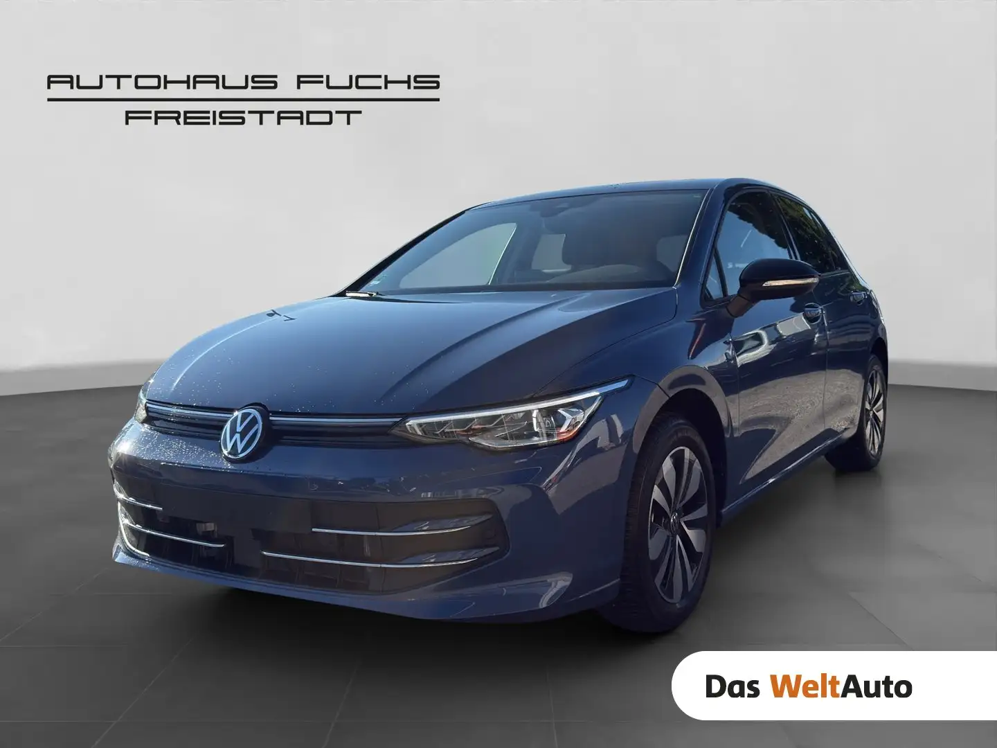 Volkswagen Golf VIII Lim. 1.5 eTSI 85 kW Life Blau - 1