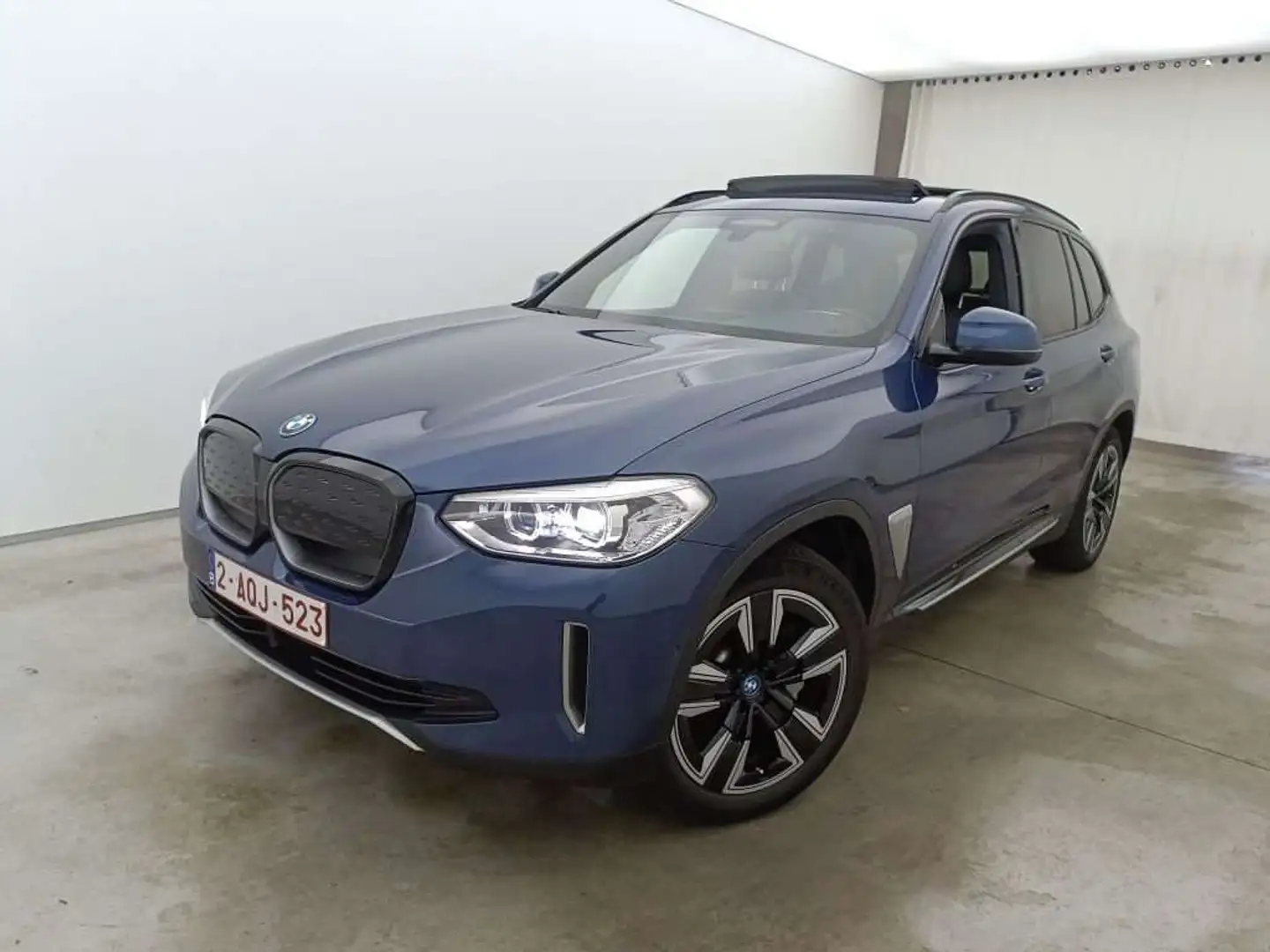 BMW iX3 80kWh Impressive *TOIT PANO-CUIR-19-NAVI PRO-LED* Bleu - 2