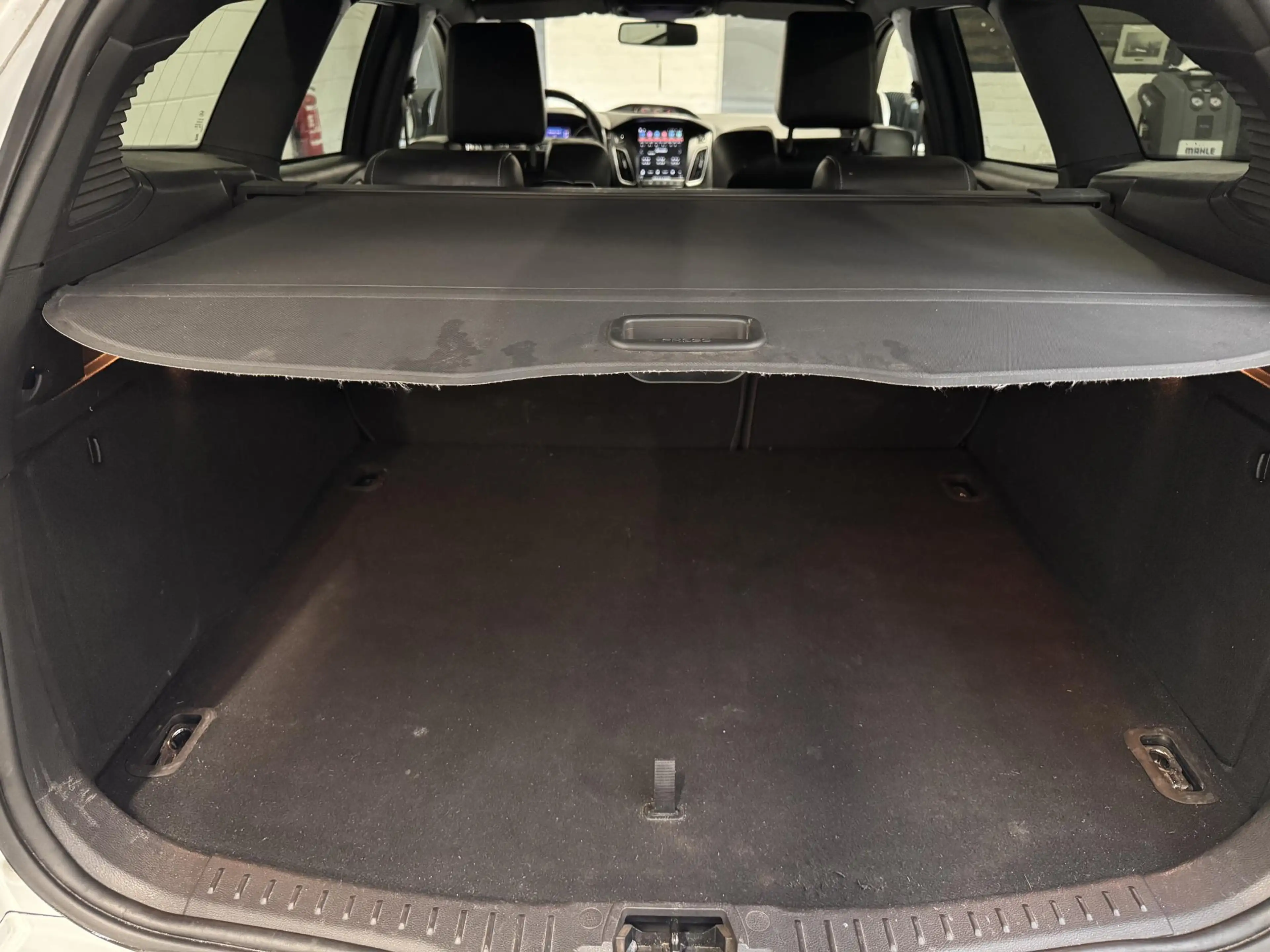 Ford Focus Wagon 2.0 EcoBoost ST-3 — photo 9