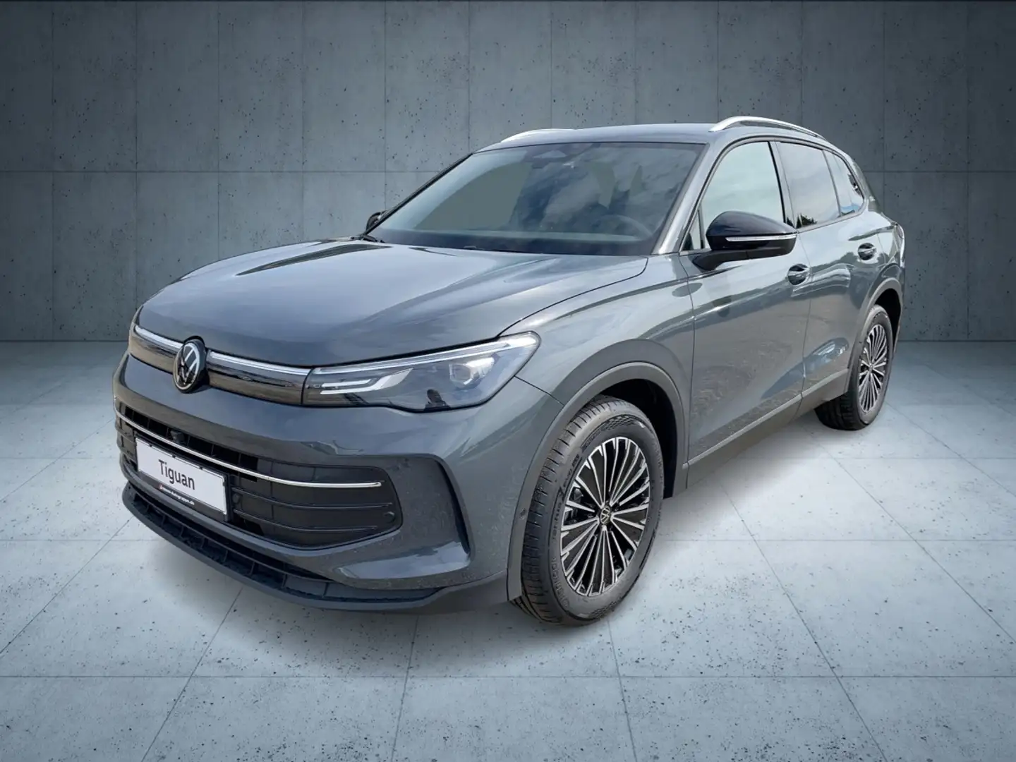 Volkswagen Tiguan GOAL 1.5 eTSI DSG AHK+ACC+FLA+RearView Grau - 2