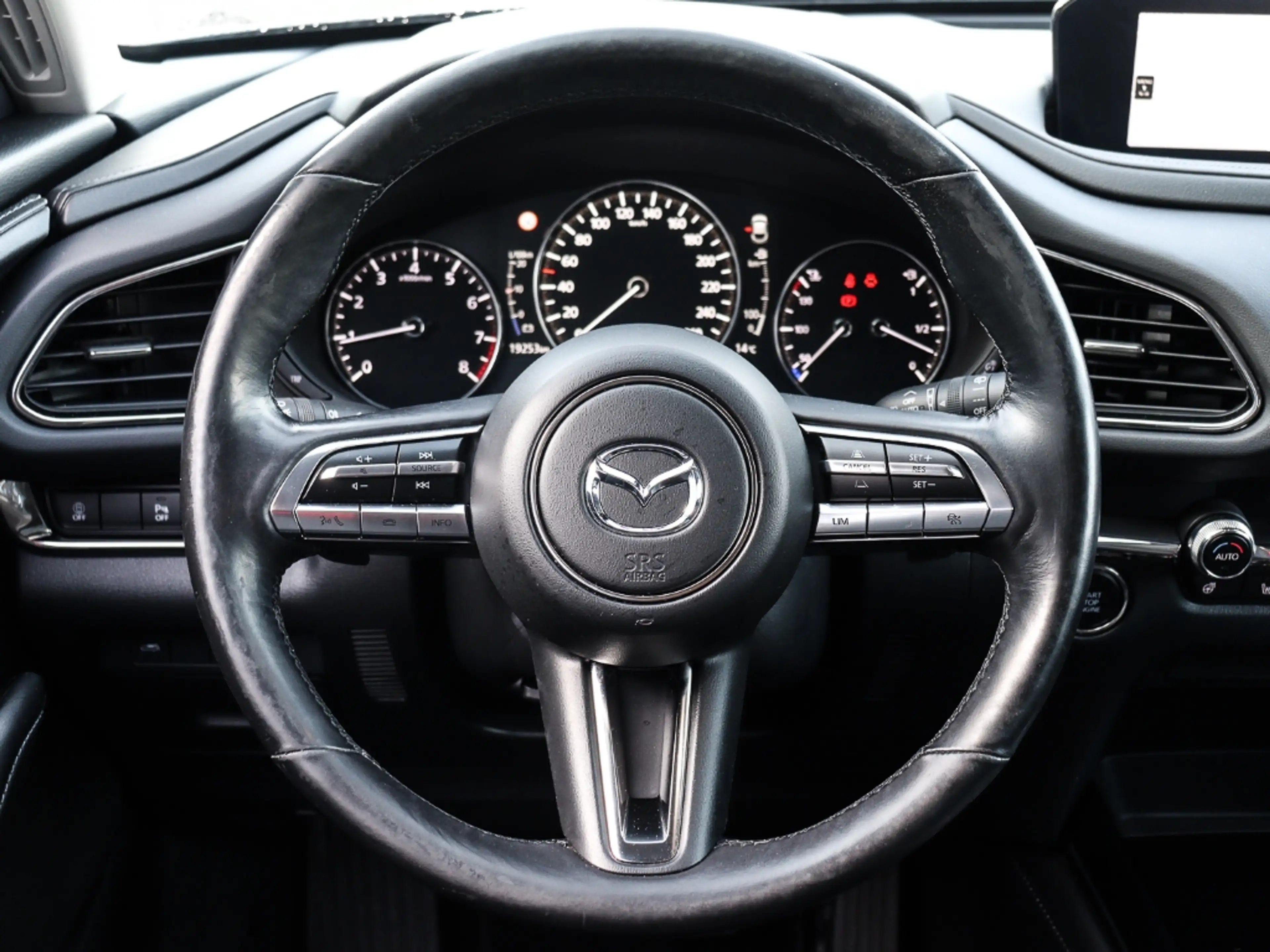 Mazda CX-30 SKYACTIV-G 2.0 M-Hybrid 6AG SELECTION A18 DES-P HU — photo 8