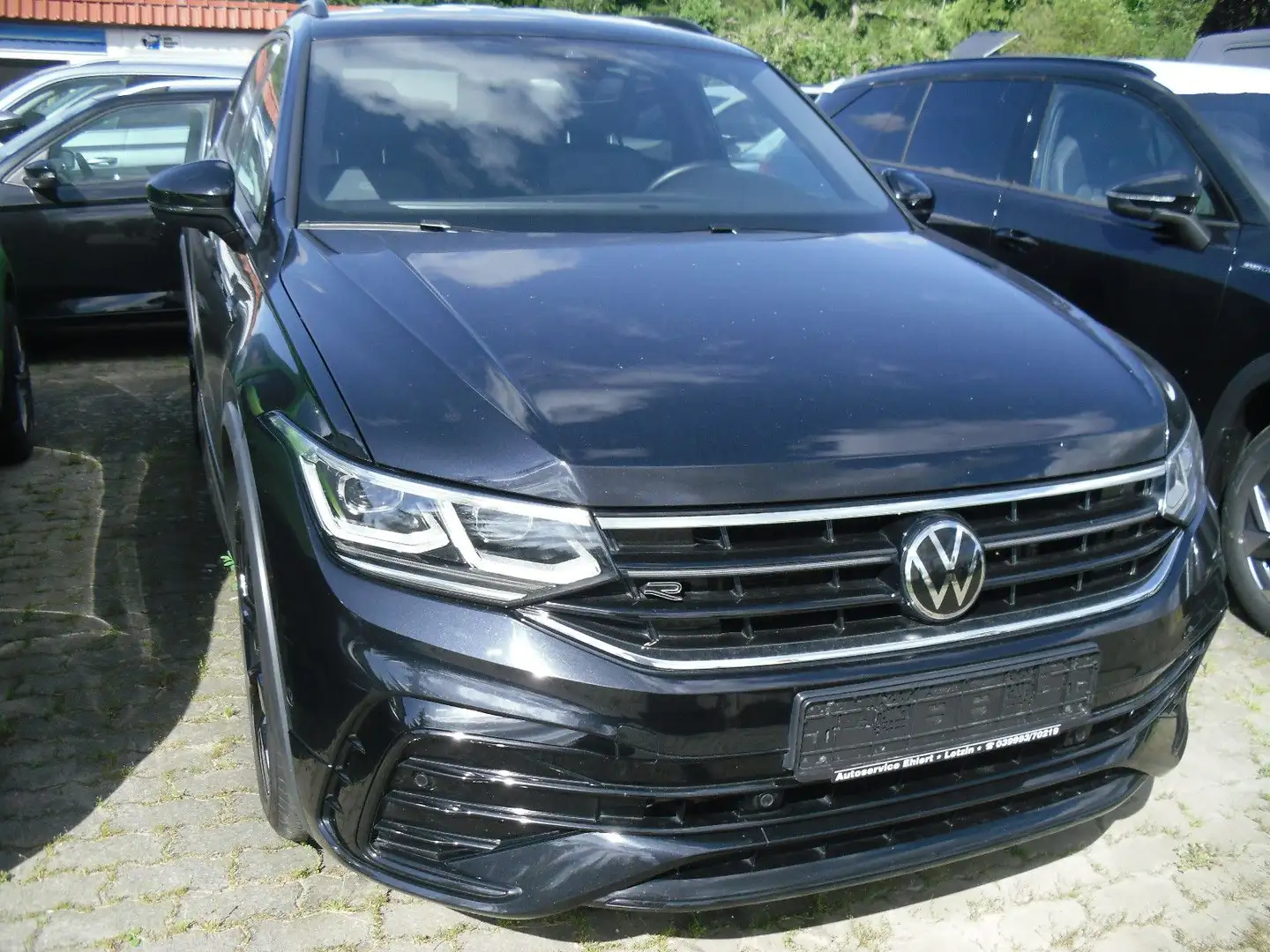 Volkswagen Tiguan Allspace R-Line 4M*MATRIX*STHZG*HZVR*NAVI Schwarz - 1