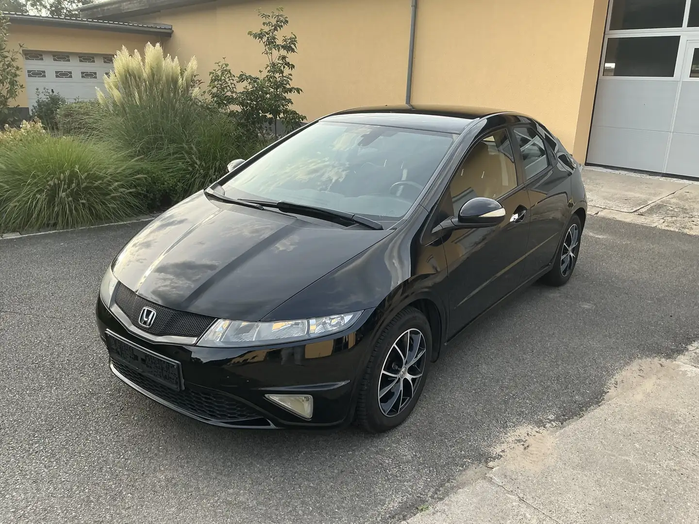 Honda Civic Civic Fließheck 5-Türer 1.4 i-VTEC Sport Noir - 1