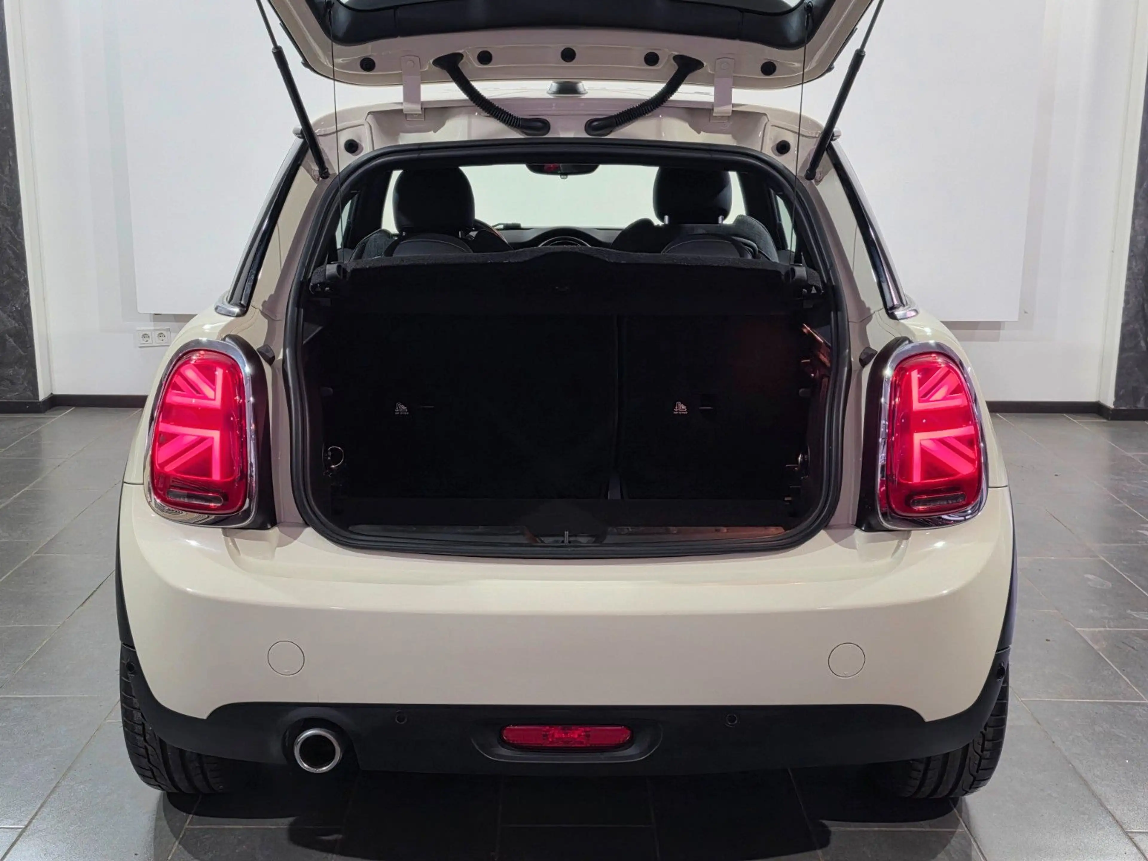 MINI One Mini *AUTOMATIK*SHZ*NAVI*CARPLAY — photo 11