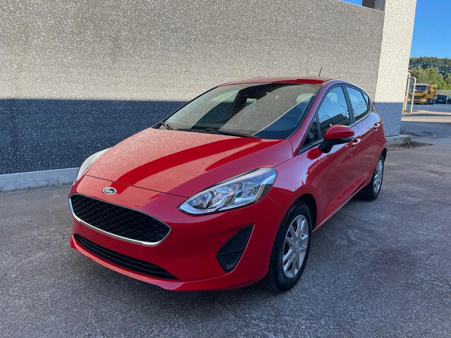 Ford Fiesta Fiesta VII 2017 5p 1.5 ecoblue Business 85cv Rouge - 1