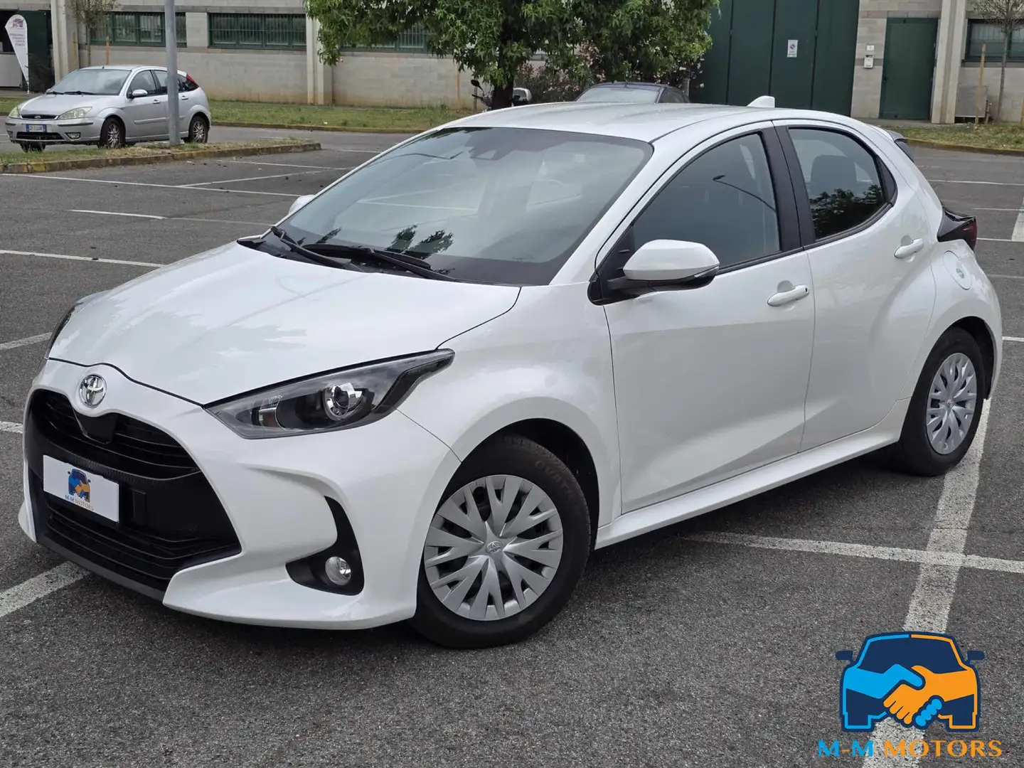 Toyota Yaris 1.0 5 porte Active PROMMO Bianco - 1