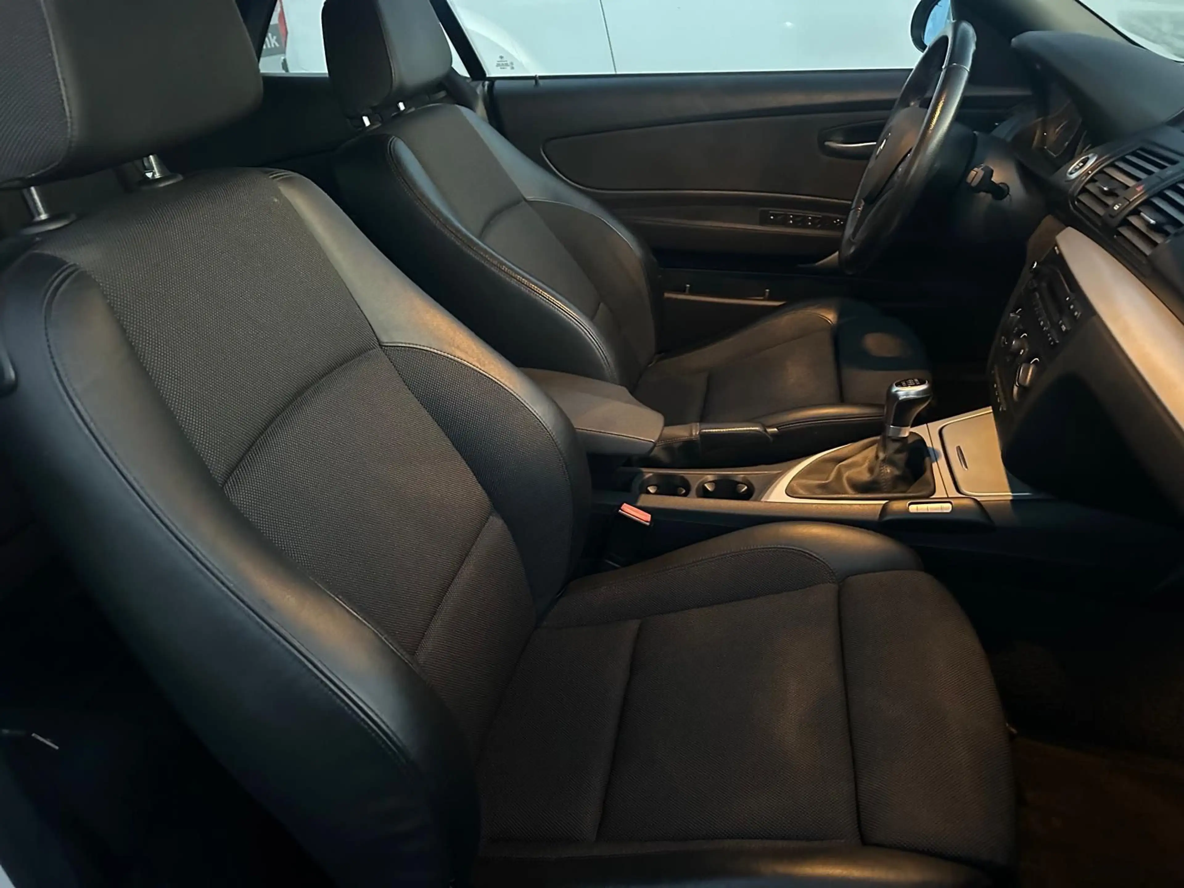 BMW 120 1 Cabrio  Klima Sitzheizung Tempomat Alurad — photo 10
