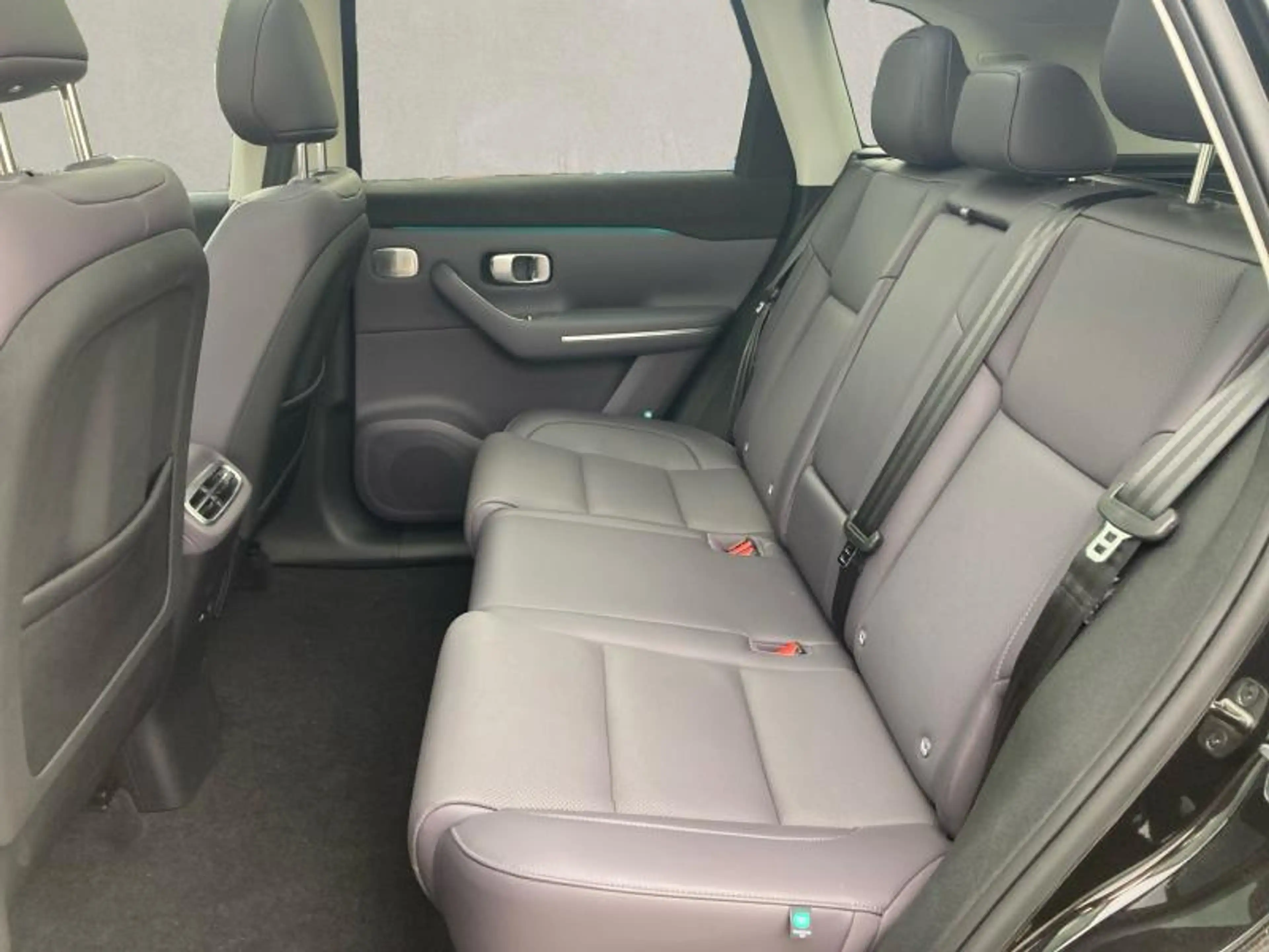 Leapmotor C10 Design — photo 15