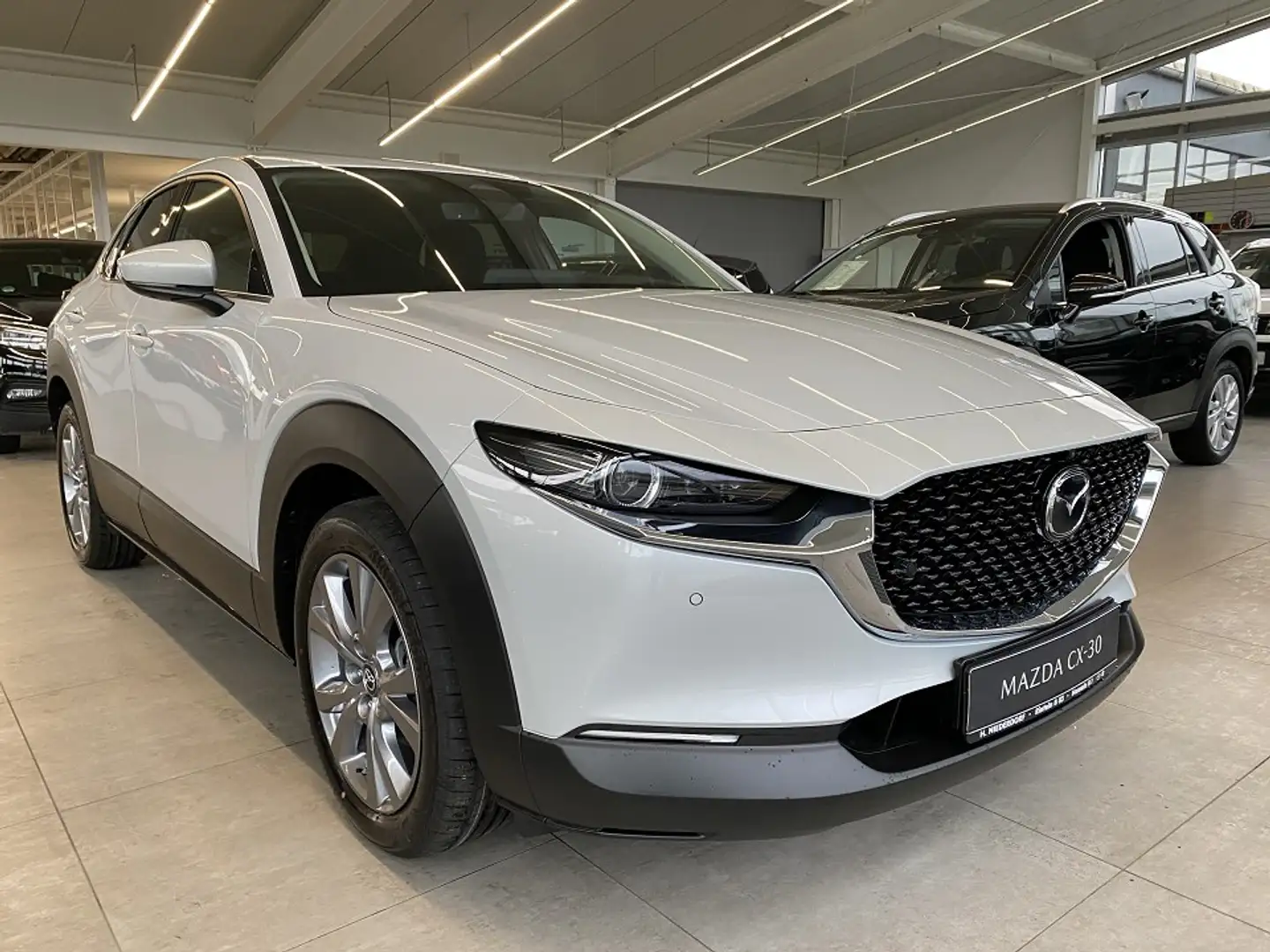 Mazda CX-30 2025 2.5 Exclusive AUTOMATIK 360°, Bose, Matrix, e Weiß - 1