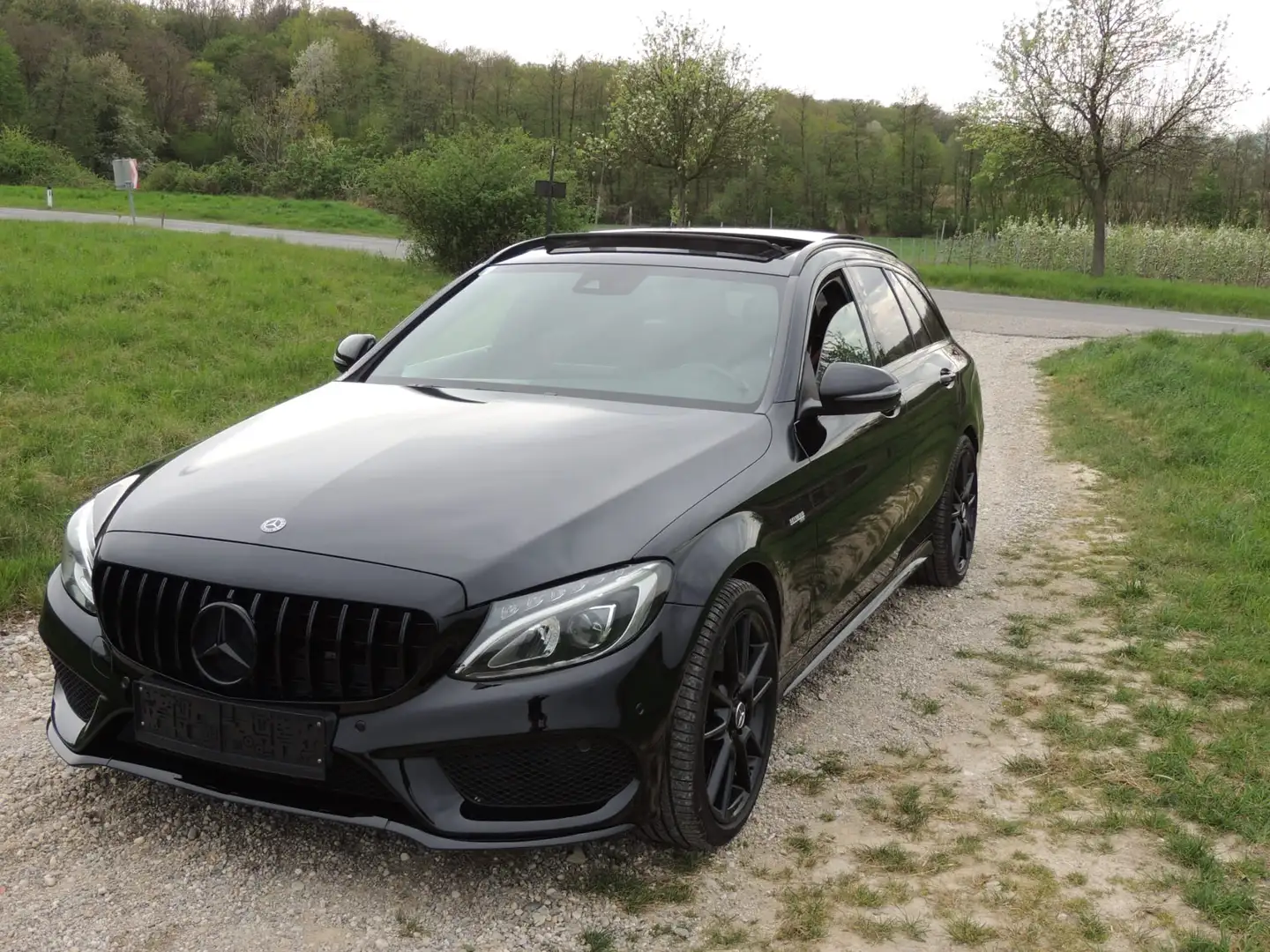 Mercedes-Benz C 43 AMG T 4MATIC Aut. Schwarz - 1