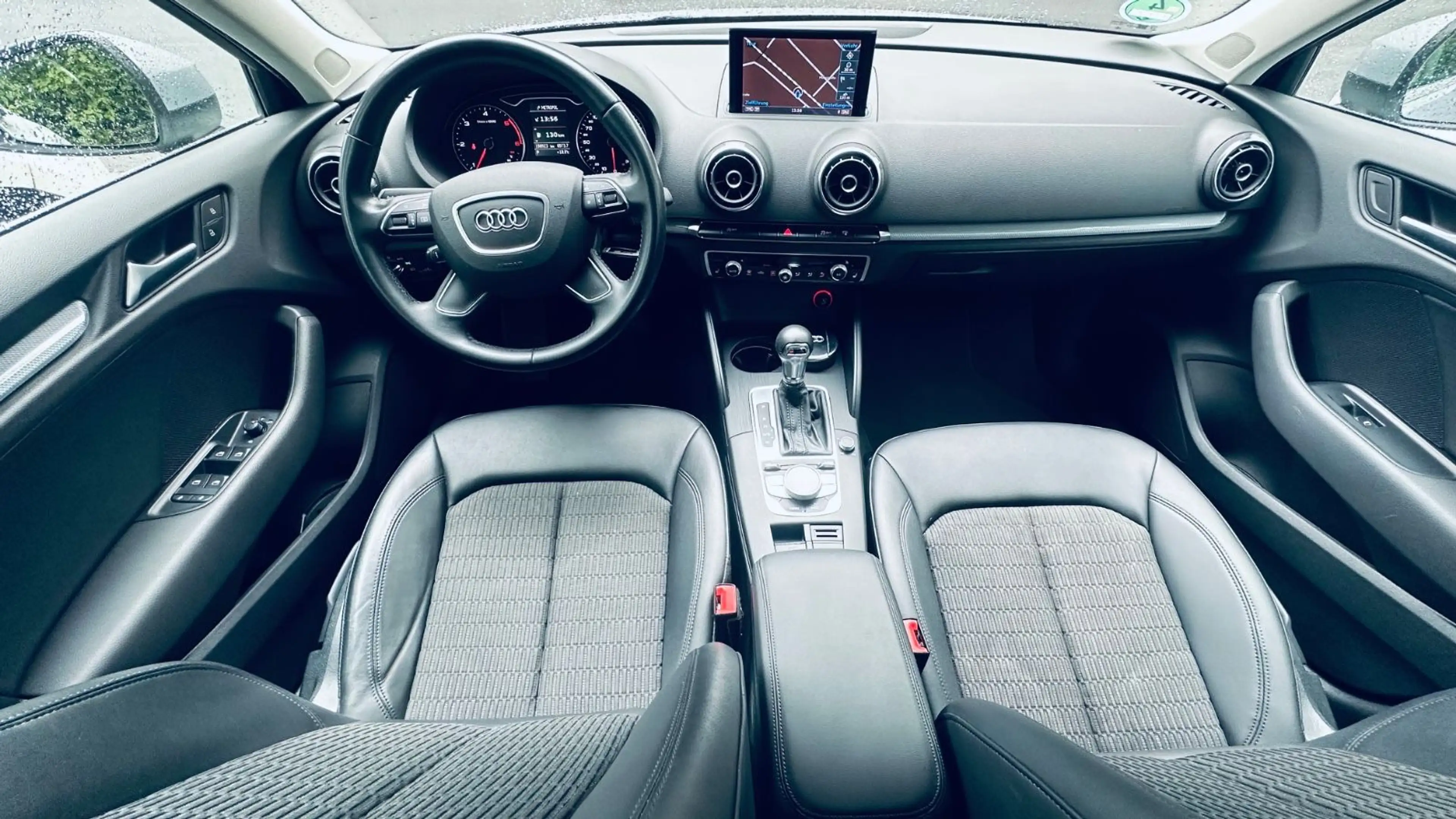 Audi A3 Sportback ambiente 1.6 TDI — photo 5
