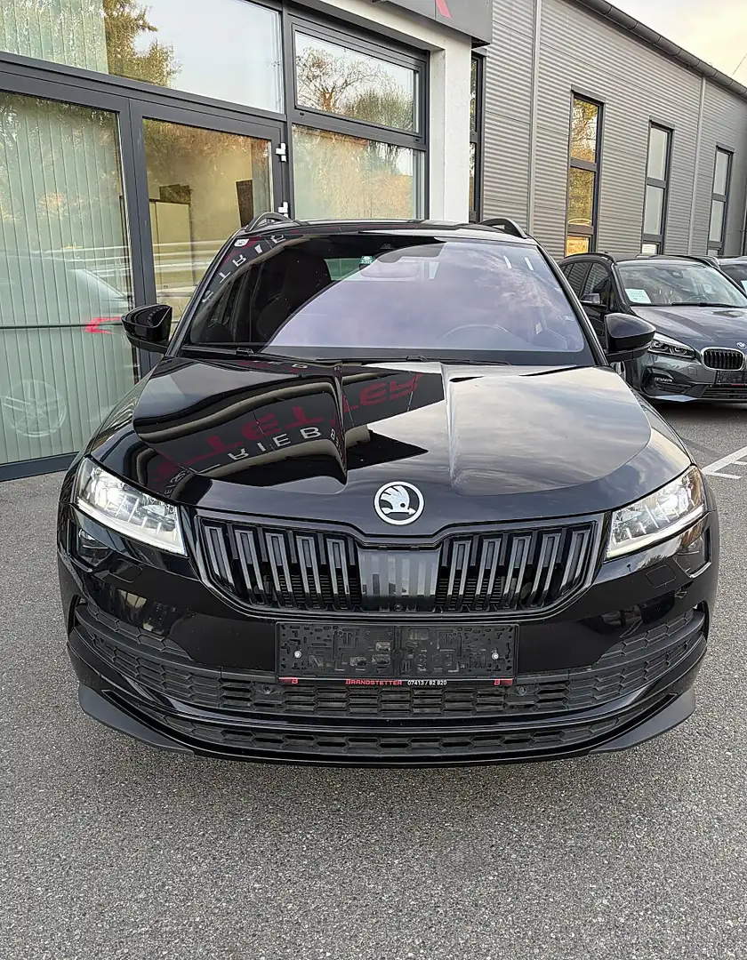 Skoda Karoq 1,5 TSI ACT DSG Sportline Schwarz - 2