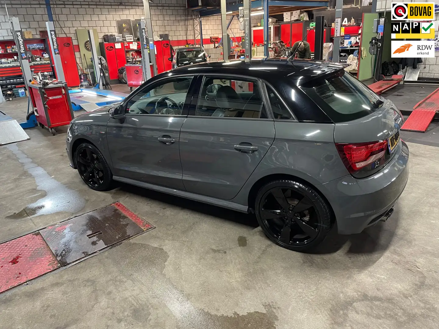 Audi A1 Sportback 1.4 TFSI Sport Pro Line S Grijs - 1