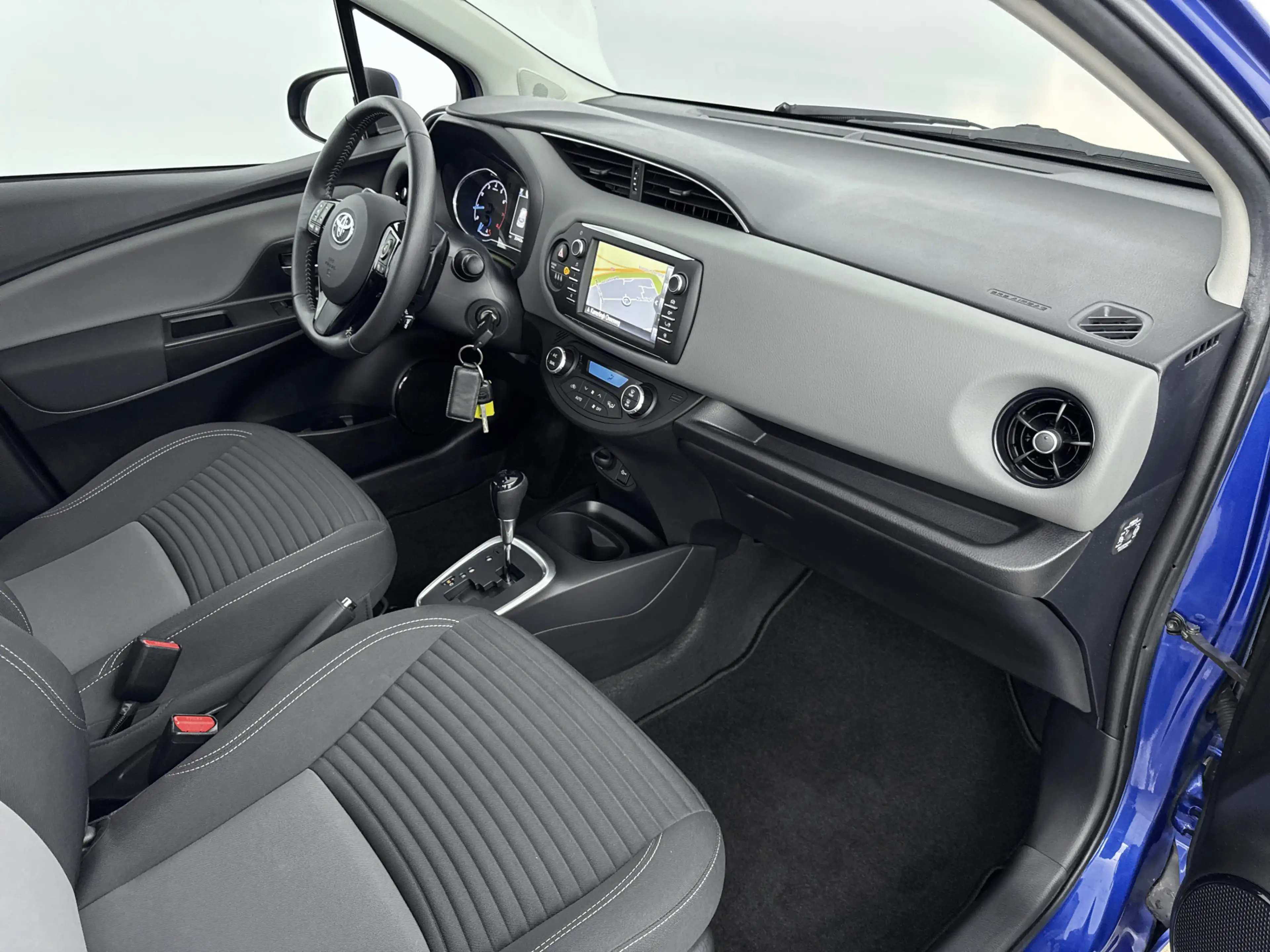 Toyota Yaris 1.5 VVT-i Aspiration — photo 6