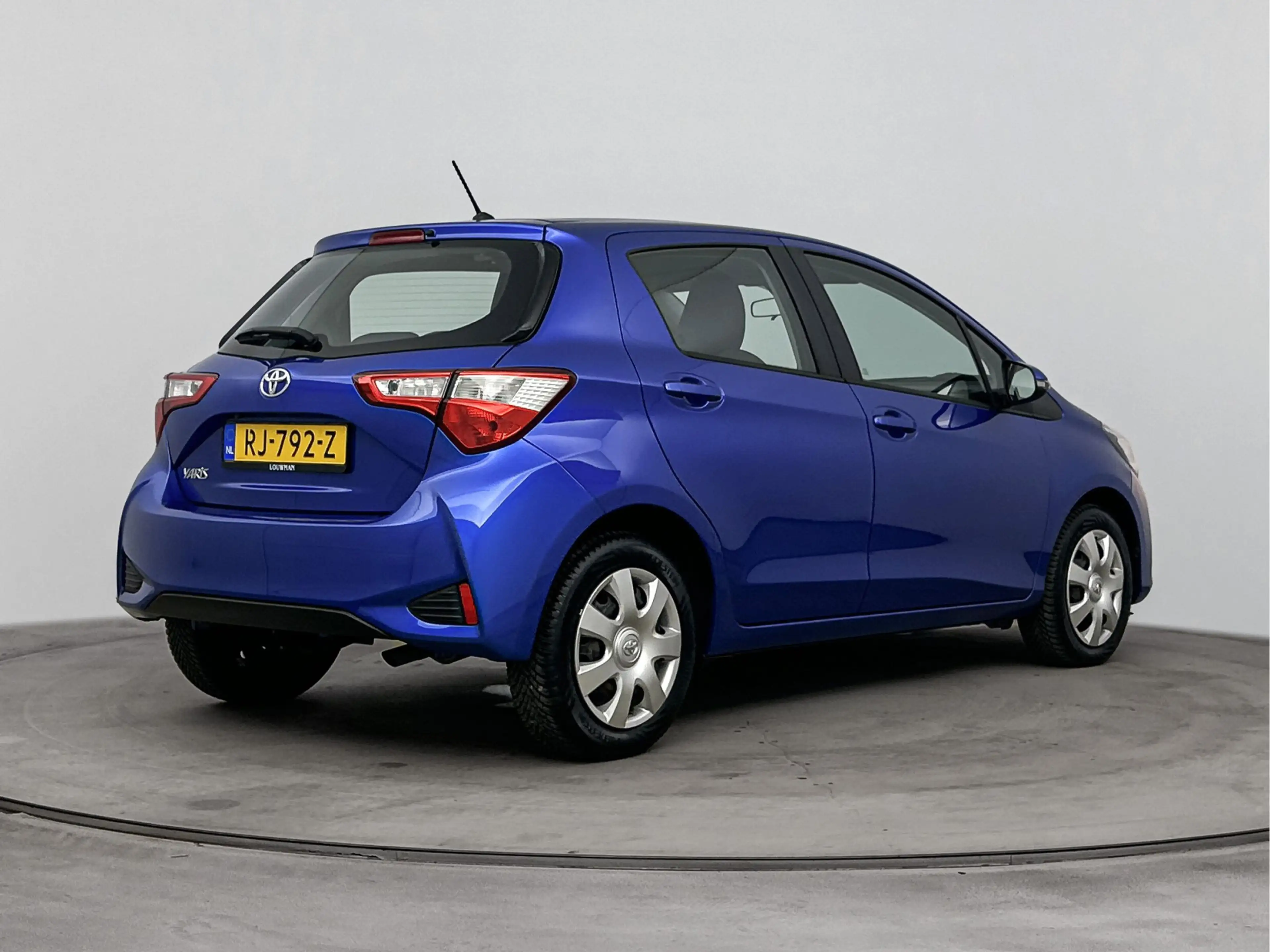 Toyota Yaris 1.5 VVT-i Aspiration — photo 2