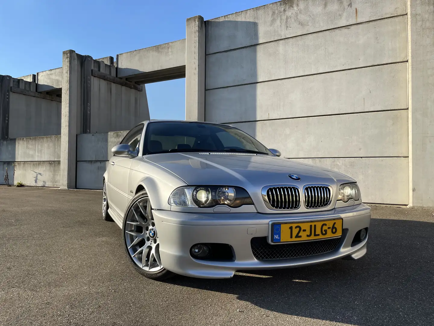 BMW 330 Ci - 2