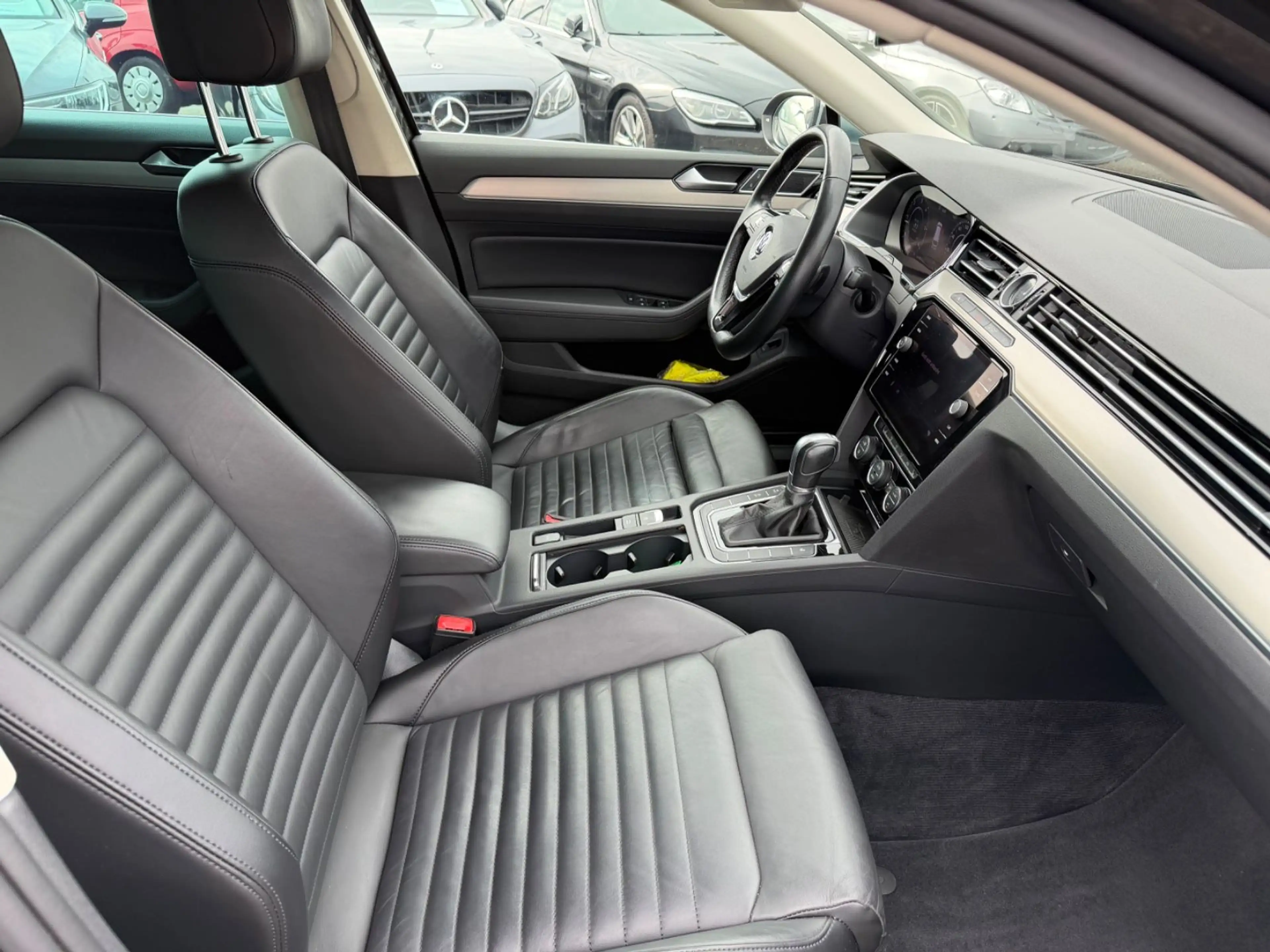 Volkswagen Passat Alltrack 4Moti DSG Leder Virtual Navi AHK — photo 10