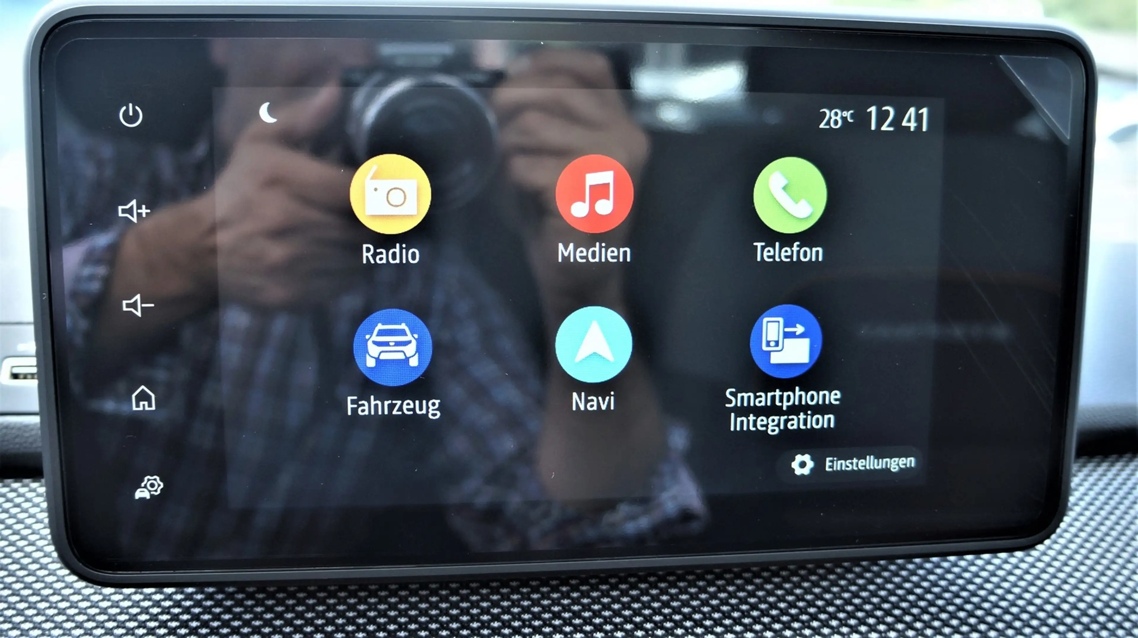 Dacia Sandero III Stepway Expression AUTOMATIK NAV+Einparkhilfe+ — photo 16