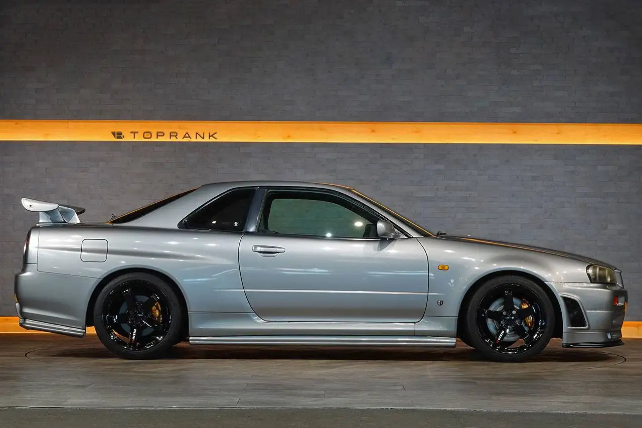 Nissan Skyline R34 GT-R, foto 11