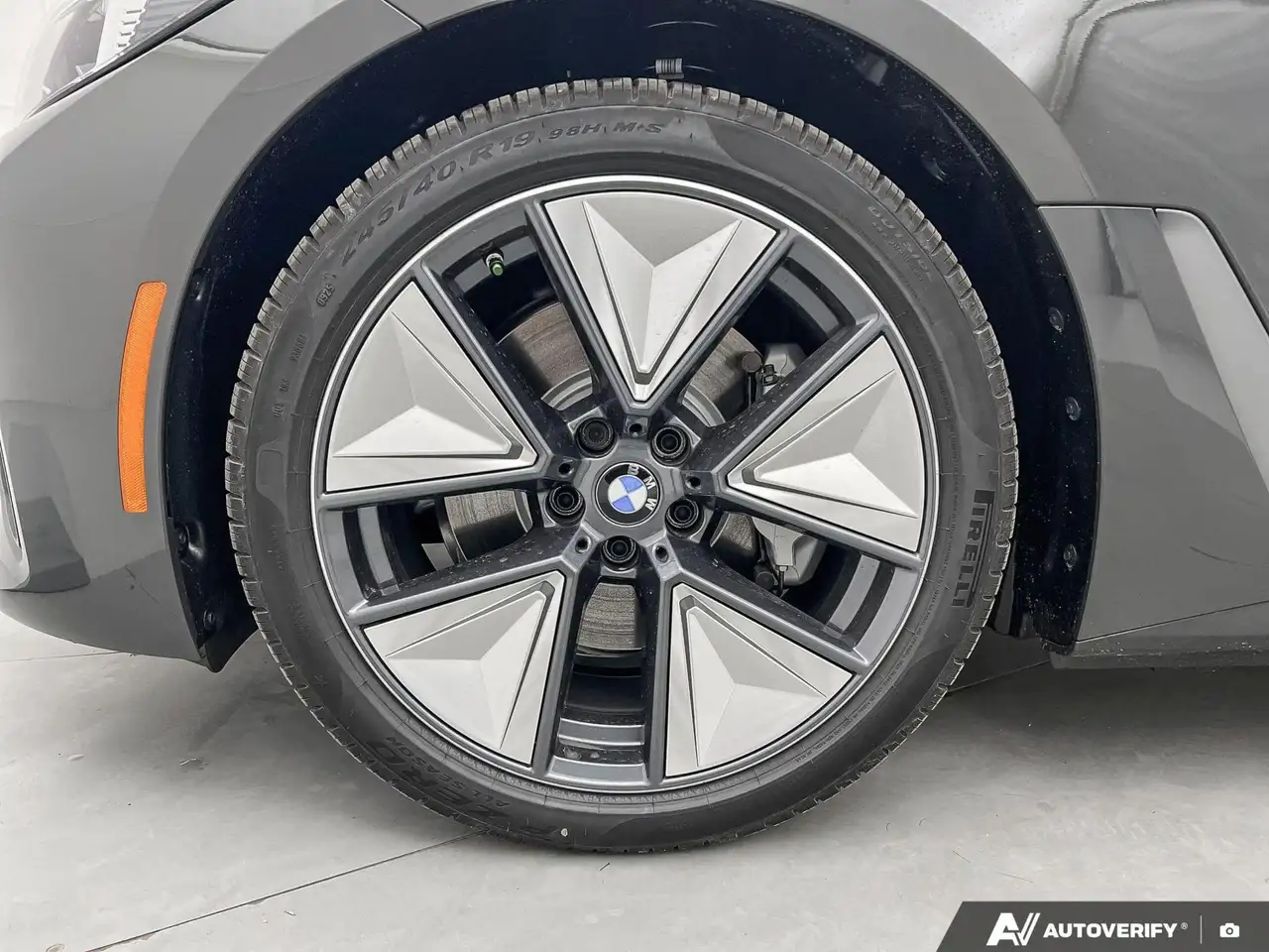 BMW i4 снимка BMW i4