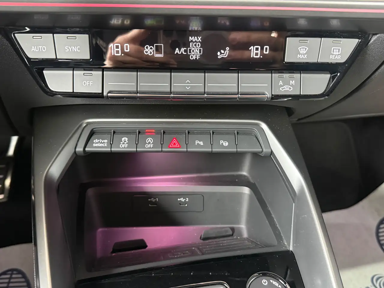 Audi A3 Sportback MHEV 30 TFSI e 3XS-LINE S tronic*INTERIEUR S3*BOITE AUTO*, миниатюра 28