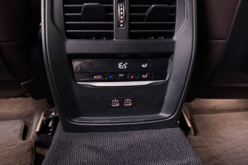 BMW 330 3-serie Touring 330e M-Sport Pano-dak Camera Leder — photo 15