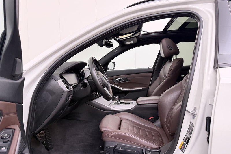 BMW 330 3-serie Touring 330e M-Sport Pano-dak Camera Leder — photo 10