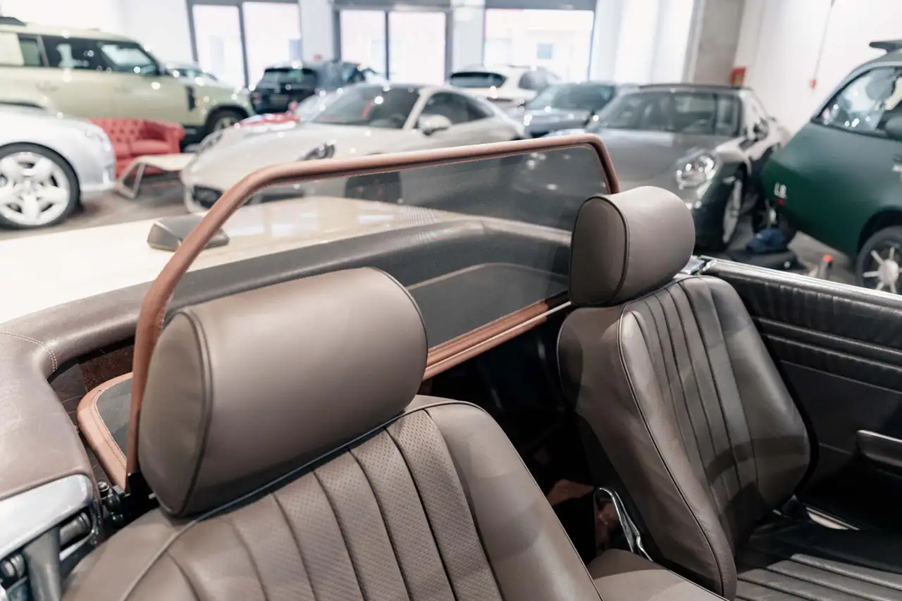 Mercedes-Benz SL 560 Roadster, foto 8