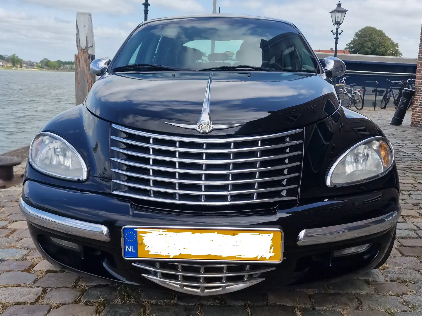 Chrysler PT Cruiser PT Cruiser 2.4i Limited Zwart - 1