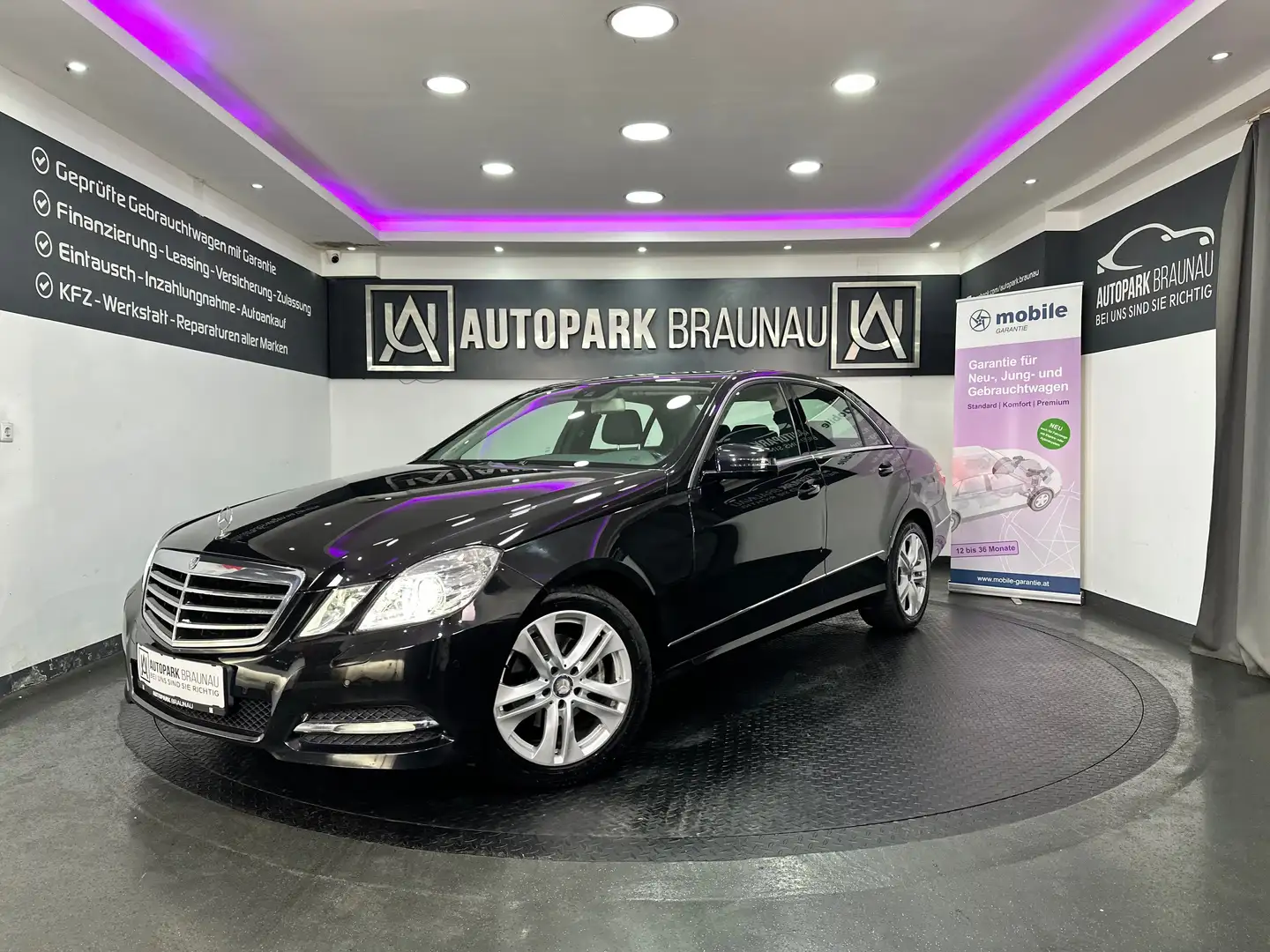 Mercedes-Benz E 200 CDI Avantgarde Aut. *XENON*TEMPO*SZH* Zwart - 1