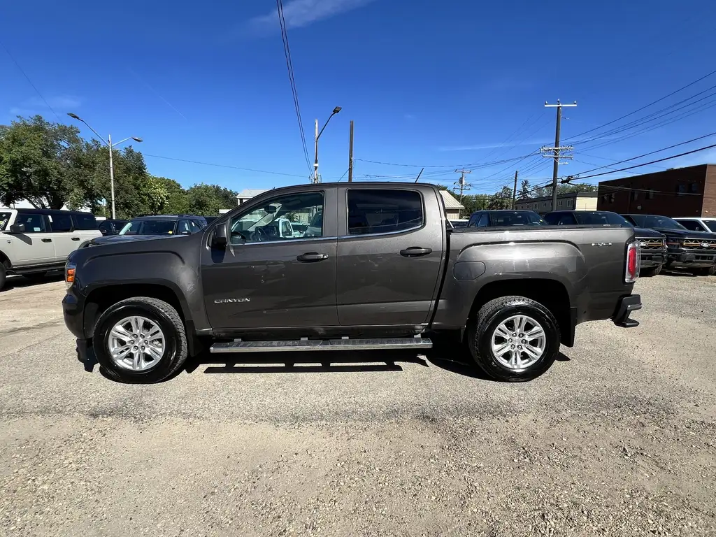 2020 GMC Canyon 4WD SLE CrewCab 128 | CarPlay | Heated Steering Wh — photo 4