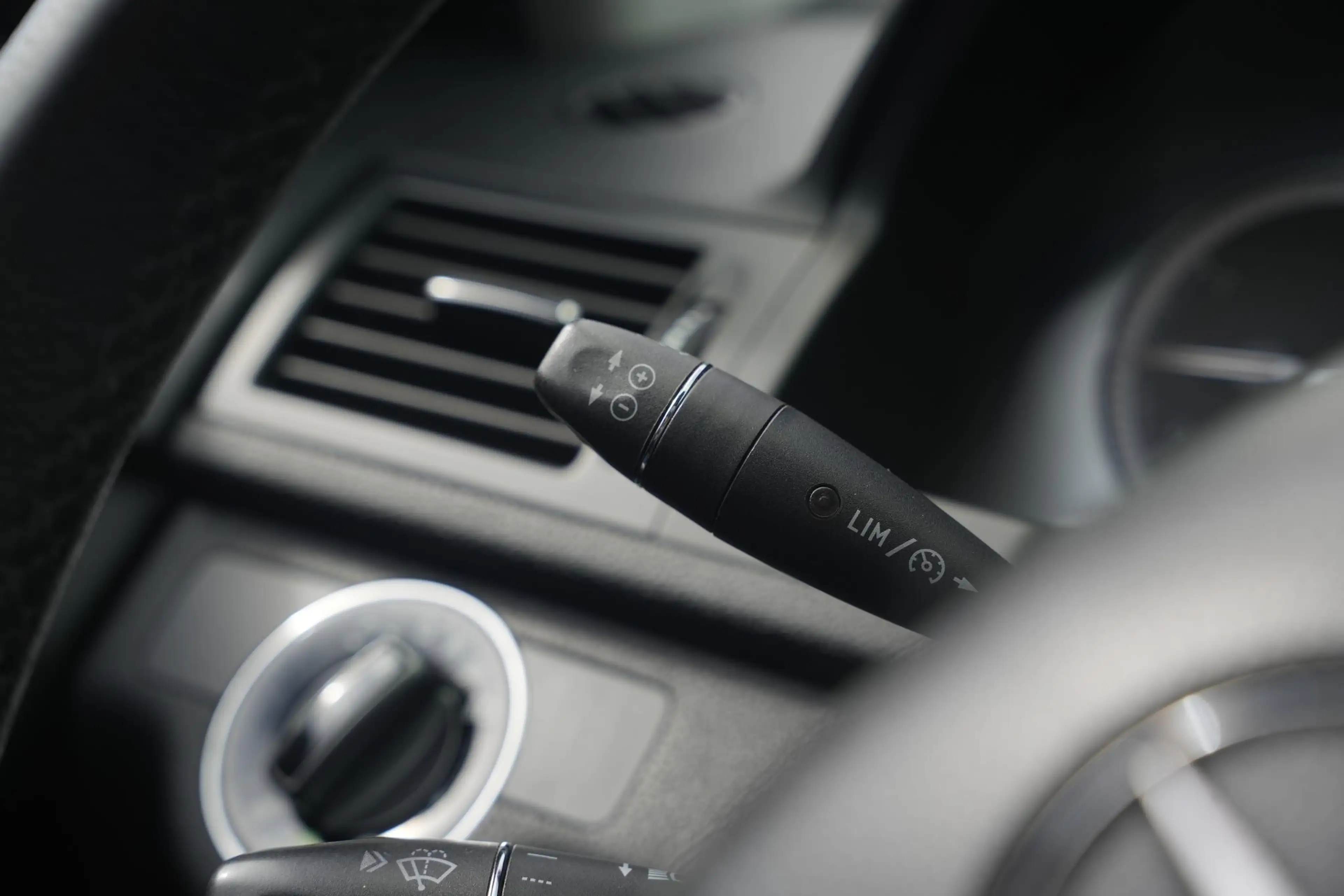 Mercedes-Benz C 350 Avantgarde Panoramadak Harman/Kardon Memory Leer N — photo 30