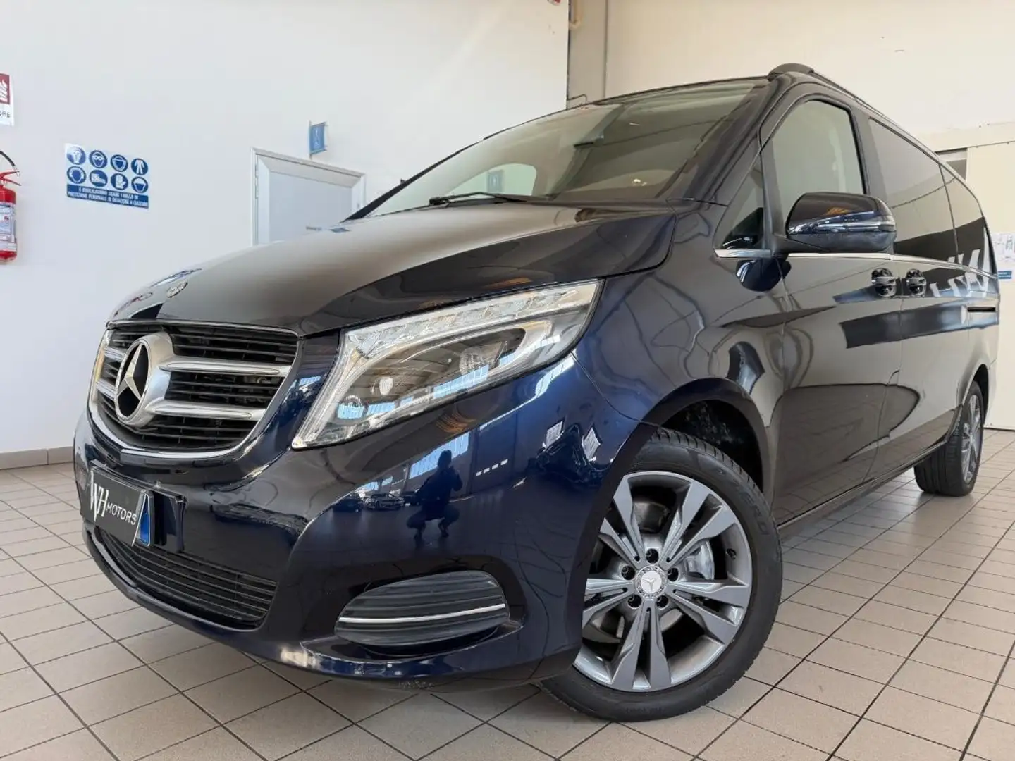 Mercedes-Benz V 250 d Automatic Premium Long Bleu - 1