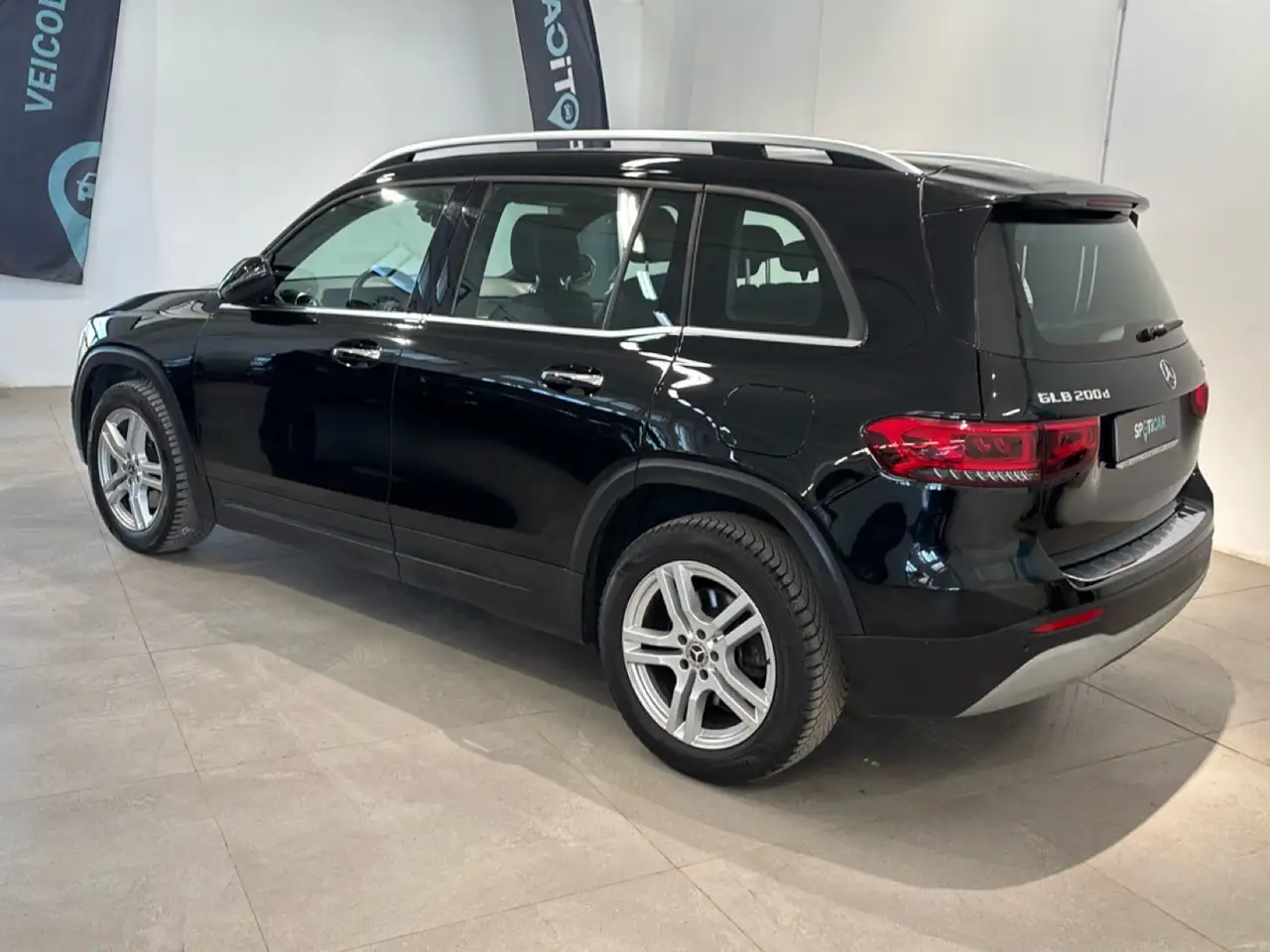 Mercedes-Benz GLB 200 GLB 200 d Automatic 4MATIC 7 POSTI 5