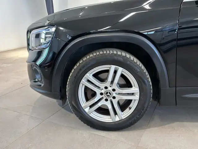 Mercedes-Benz GLB view 7