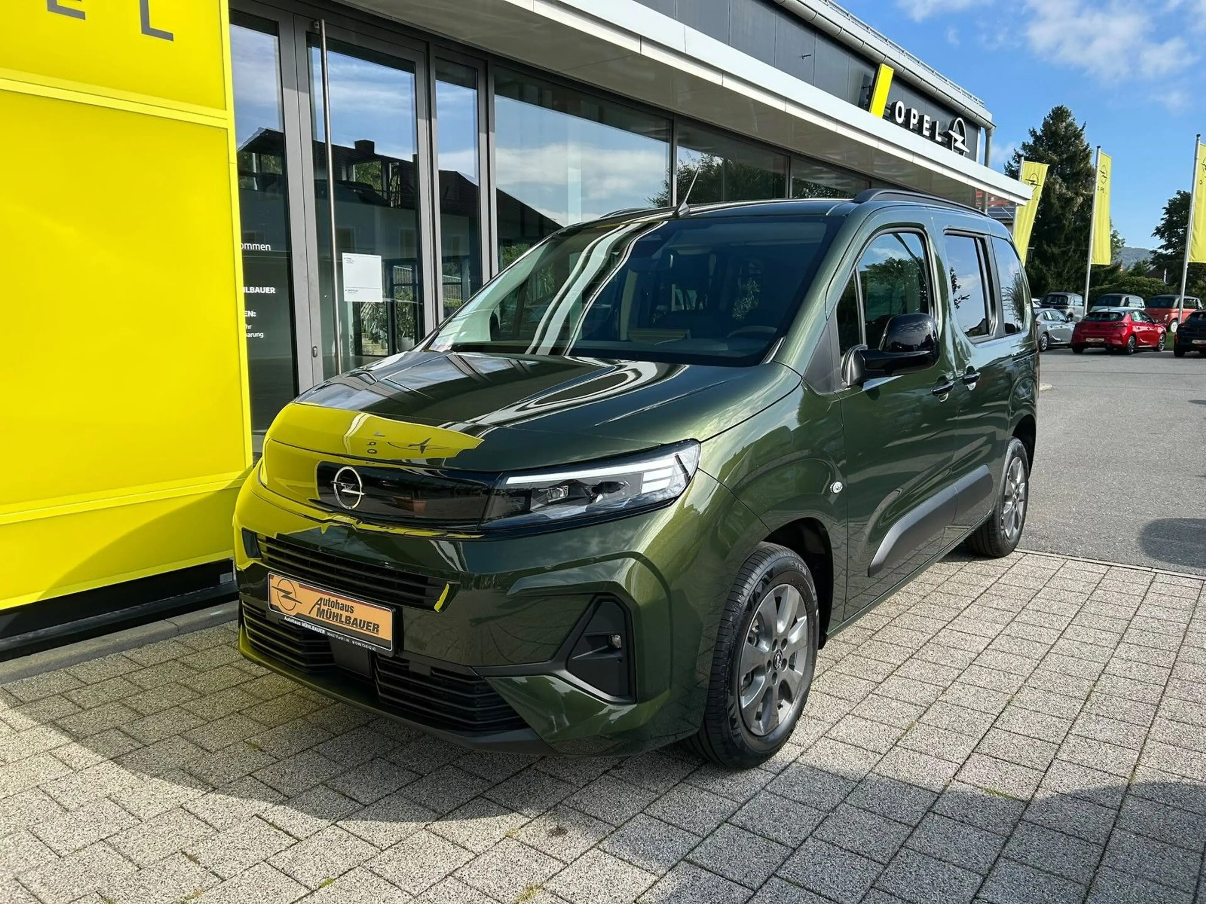 Opel Combo Life 1.5 Edition **Winterpaket*Alu16''** — photo 3