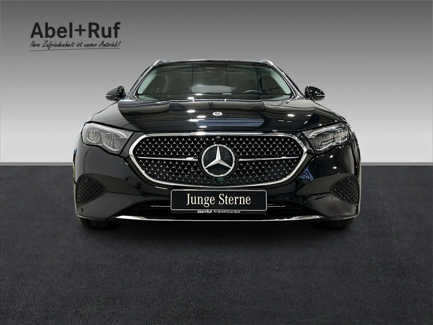 Mercedes-Benz E 220 d T AVANTGARDE+LED+Kame+Pano+TotW+LrHz+AHK Schwarz - 2