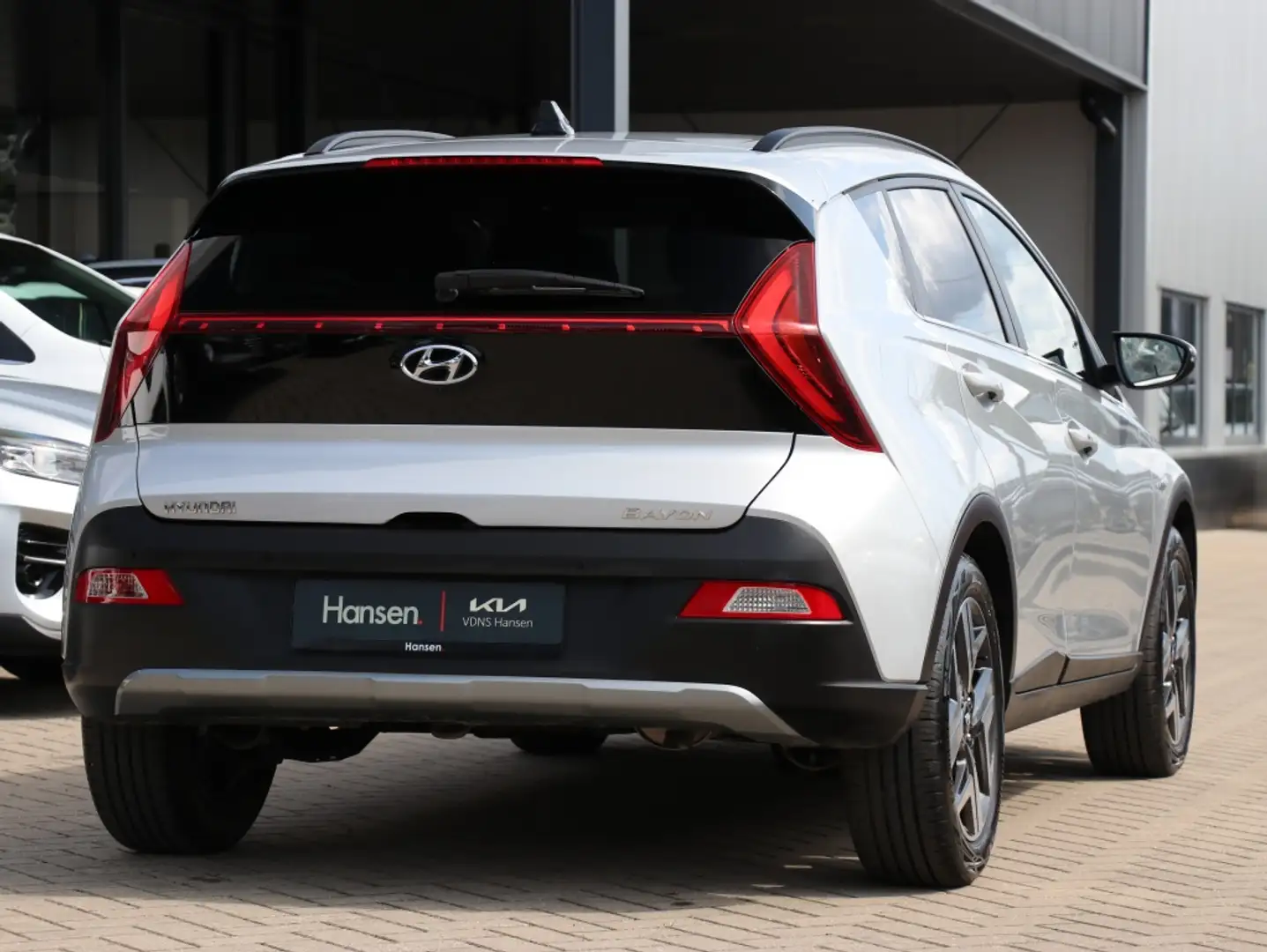 Hyundai BAYON 1.0 T-GDI Premium I Automaat I 120PK I Apple/Andro Gris - 2