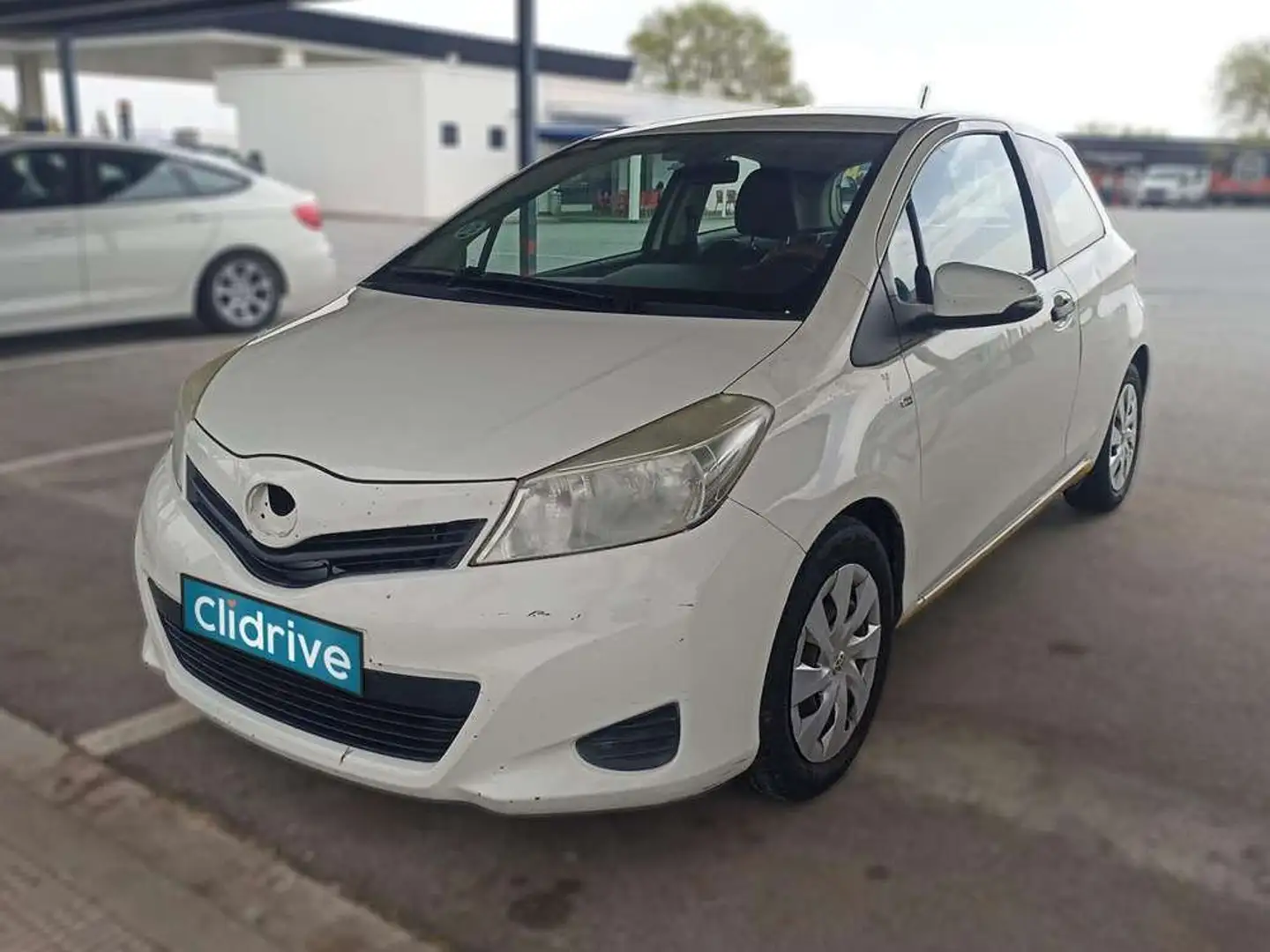 Toyota Yaris 90D Active Blanco - 2
