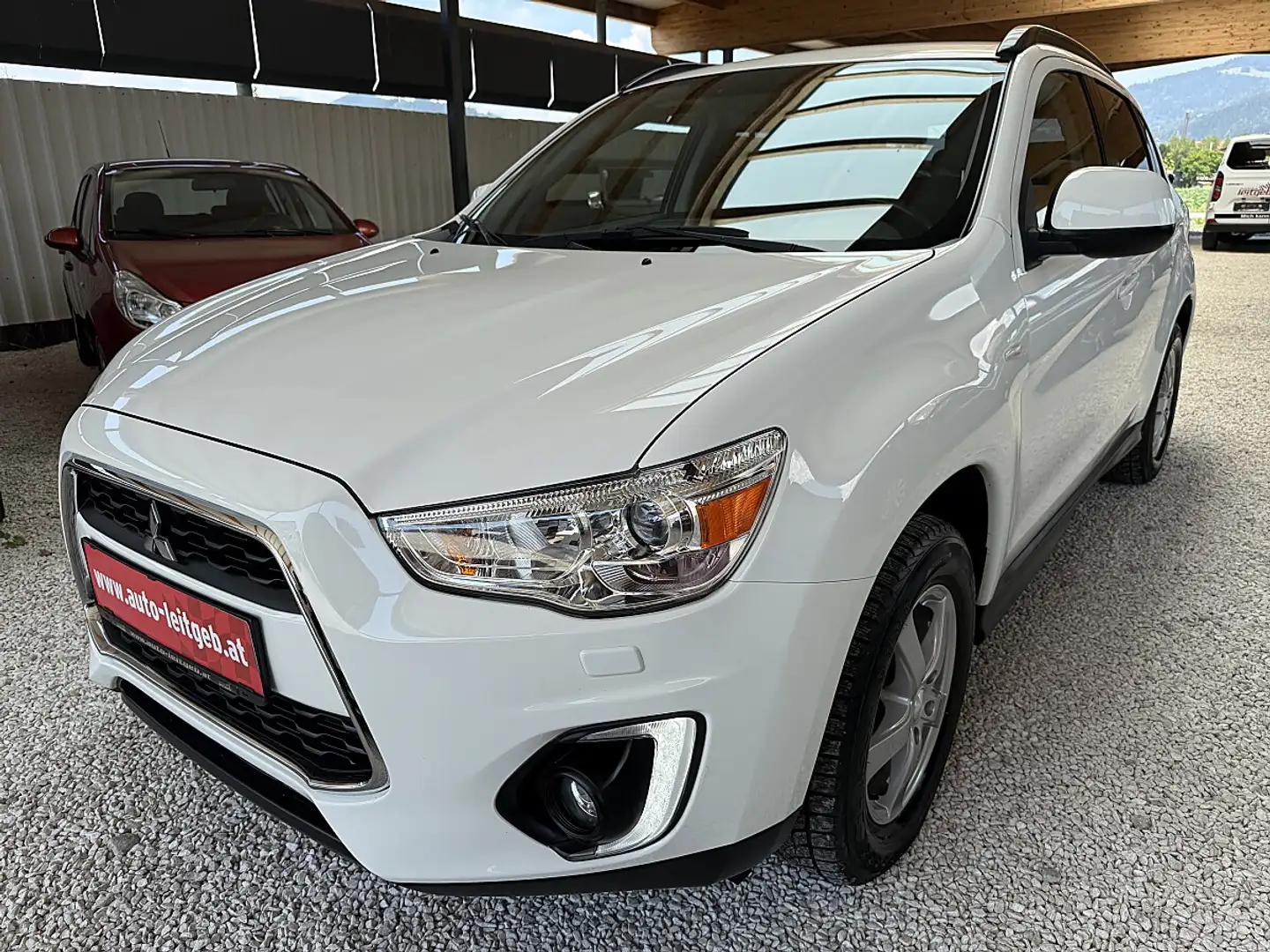 Mitsubishi ASX 1,8 DI-D LP Invite Weiß - 1