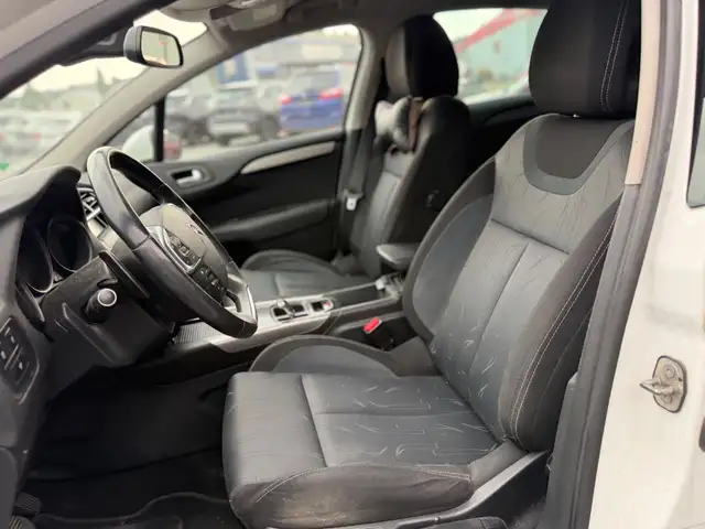 Citroen C4 view 10