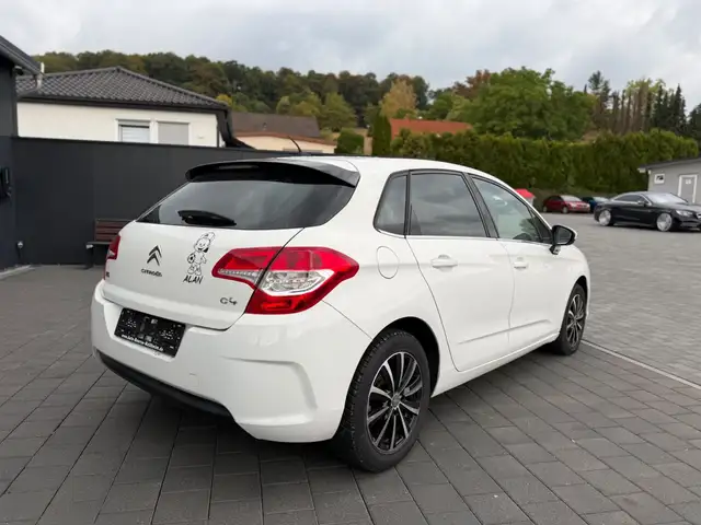 Citroen C4 view 6